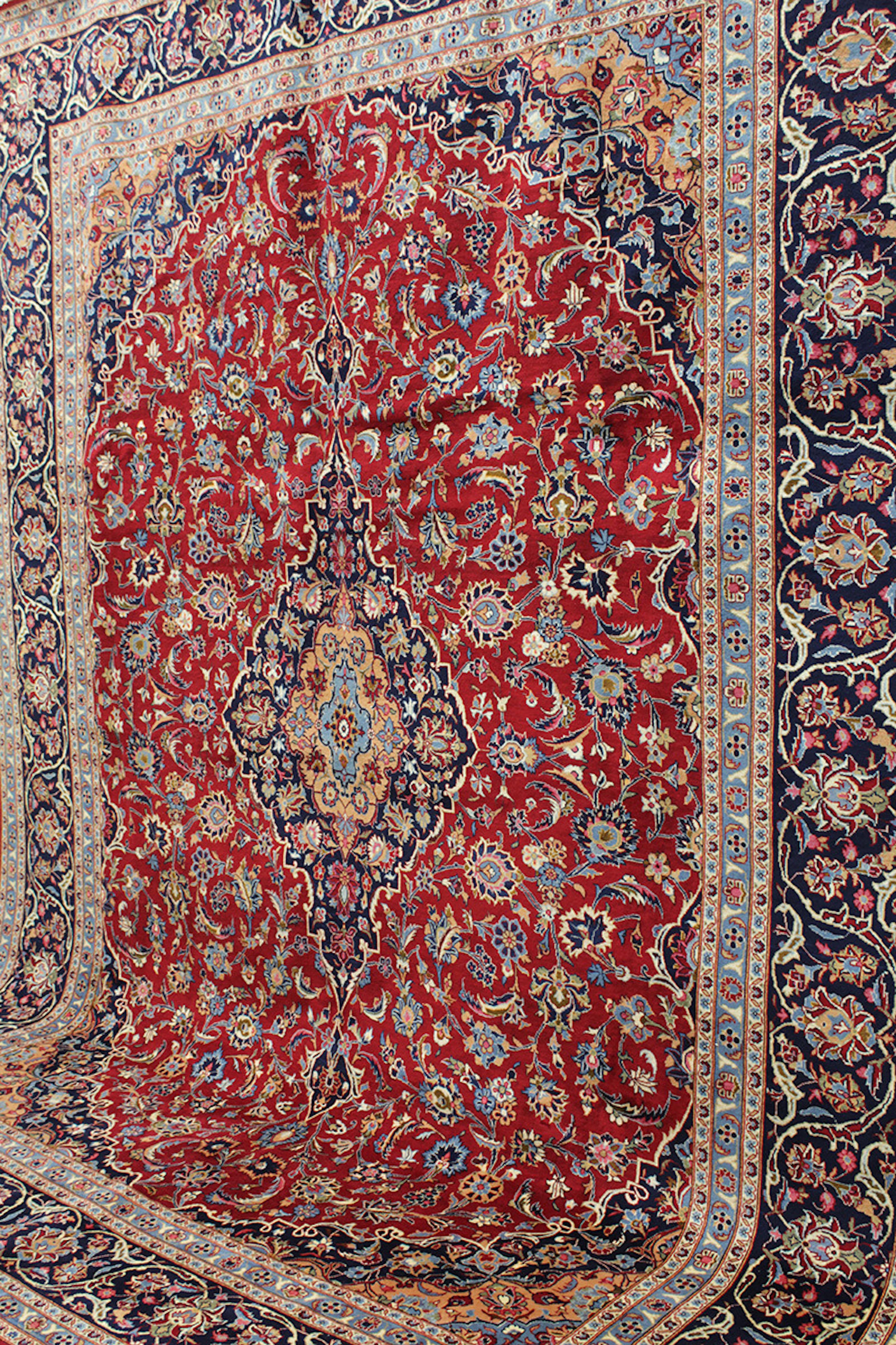 MATTA, Persisk, Mashhad, 380 x 303 cm.