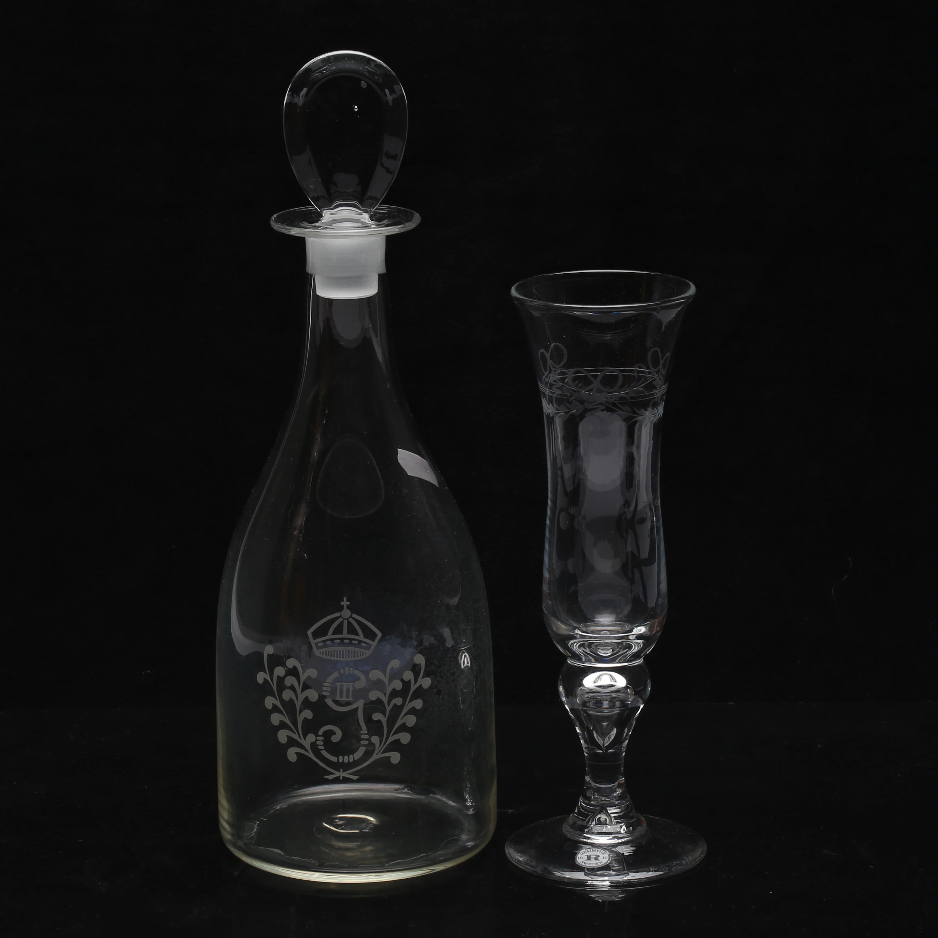 KARAFF och CHAMPAGNEGLAS, bland annat "Antik", Reijmyre, 1900-tal.