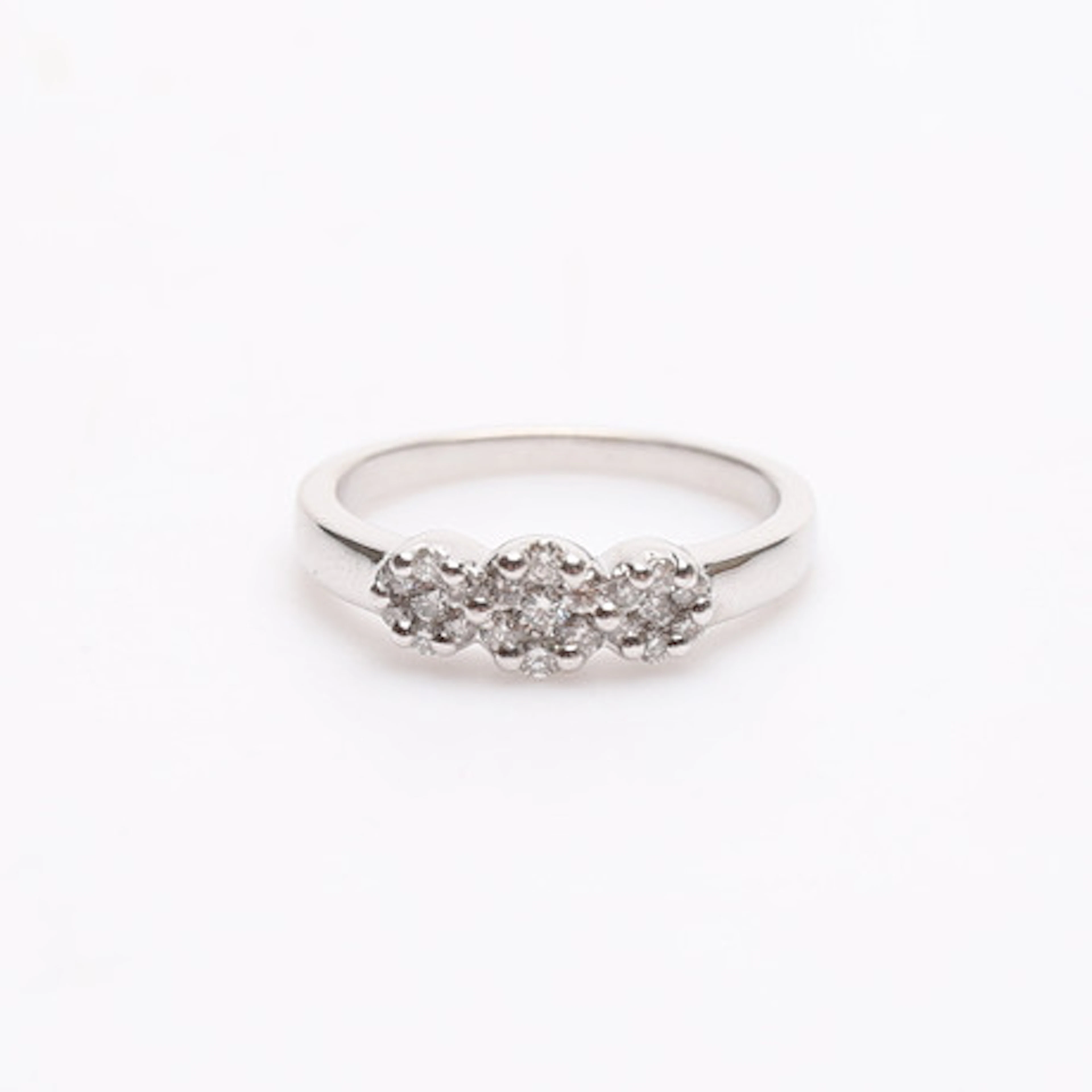 VITGULDSRING, Guld, Diamanter, 18K, ca 3,4…