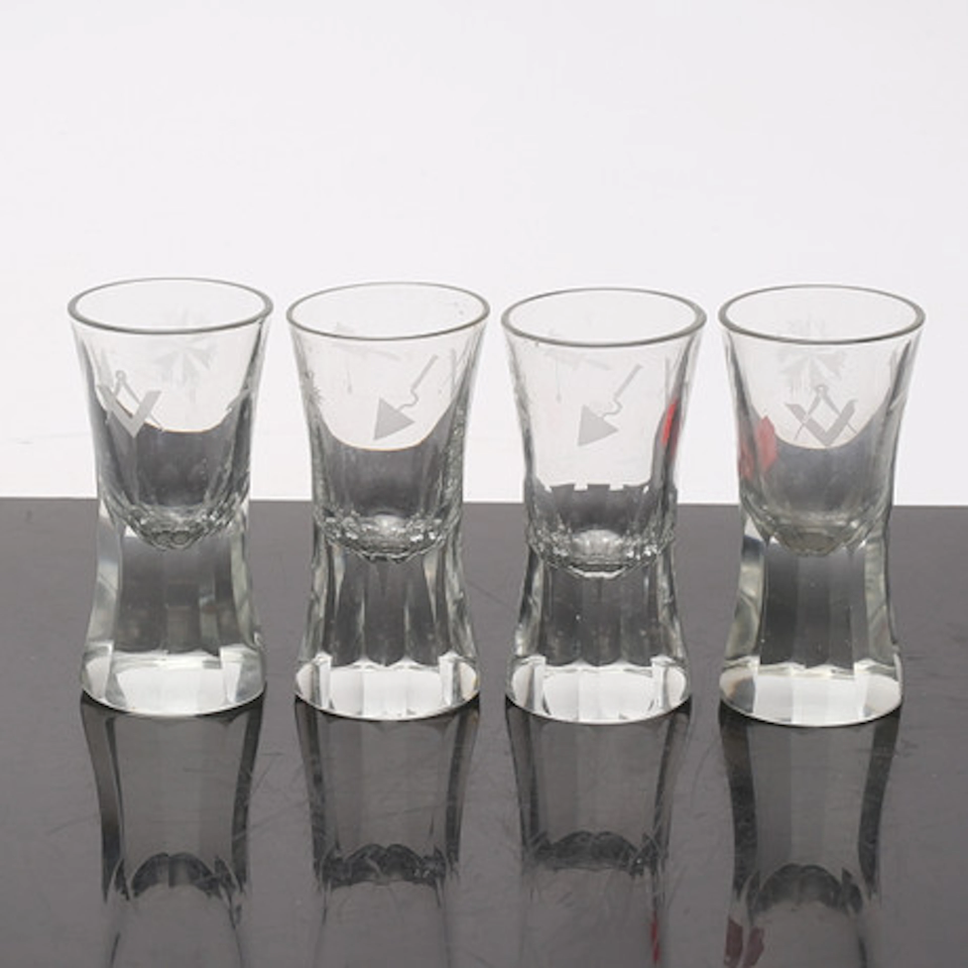 FRIMURARGLAS, 4 stycken, 1900-tal.