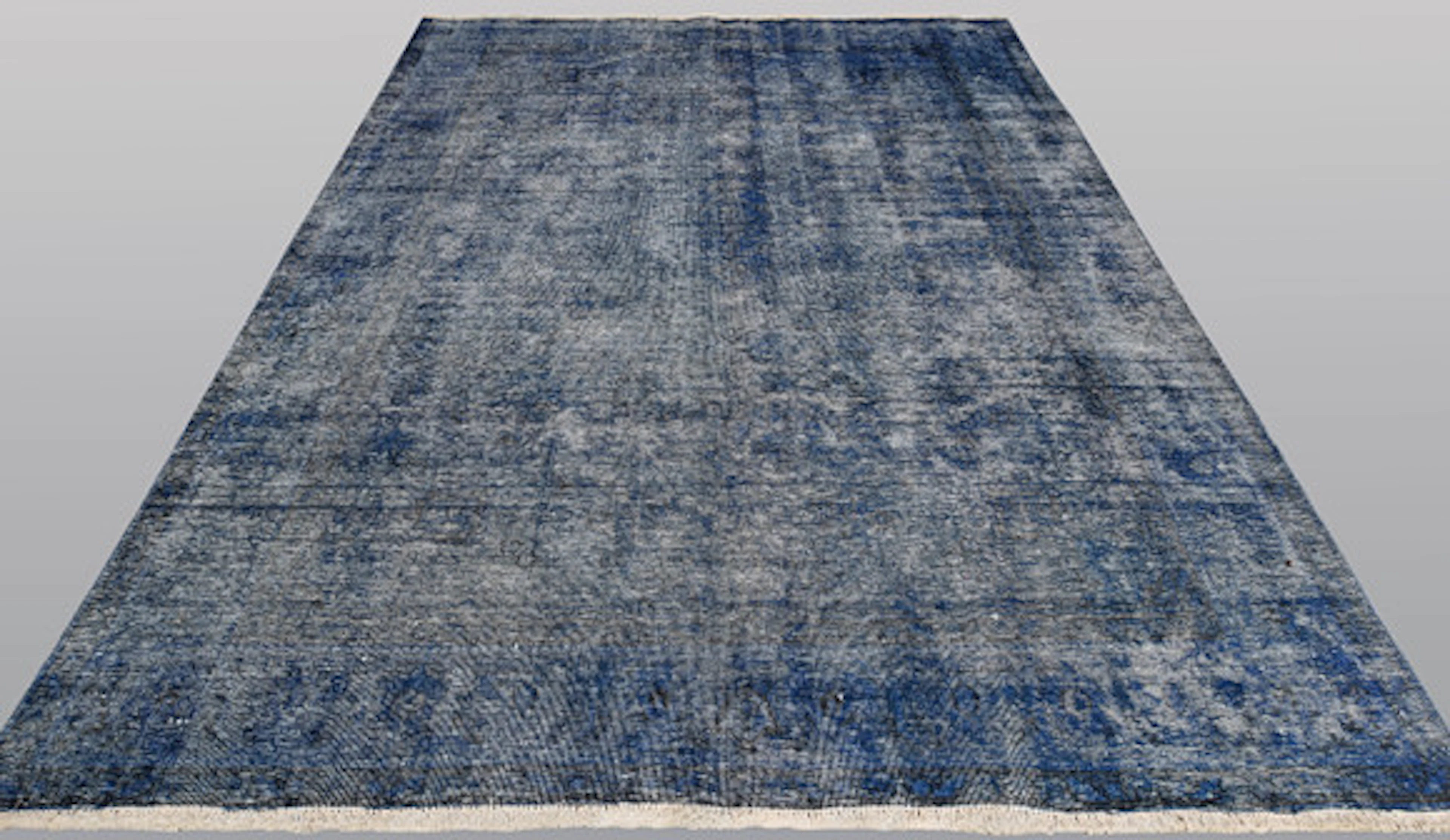 MATTA, vintage. Ca 290 x 195 cm.
