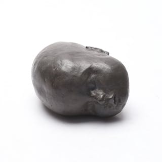 CHARLOTTE GYLLENHAMMAR (F. 1963). "B-head". Skulptur, signerad CG
