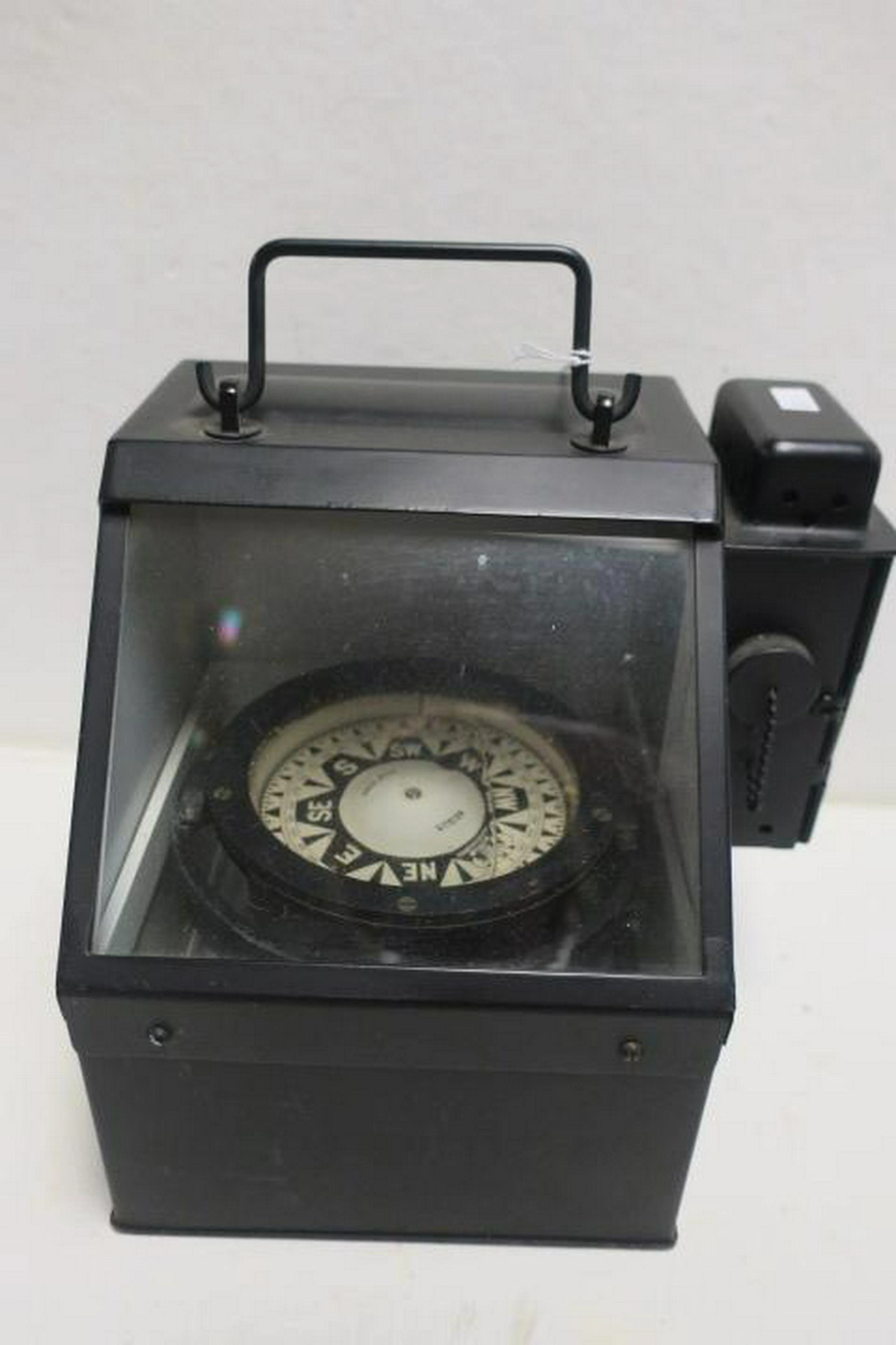 Vintage RITCHIE, Small Boat Compass with Oil Light: