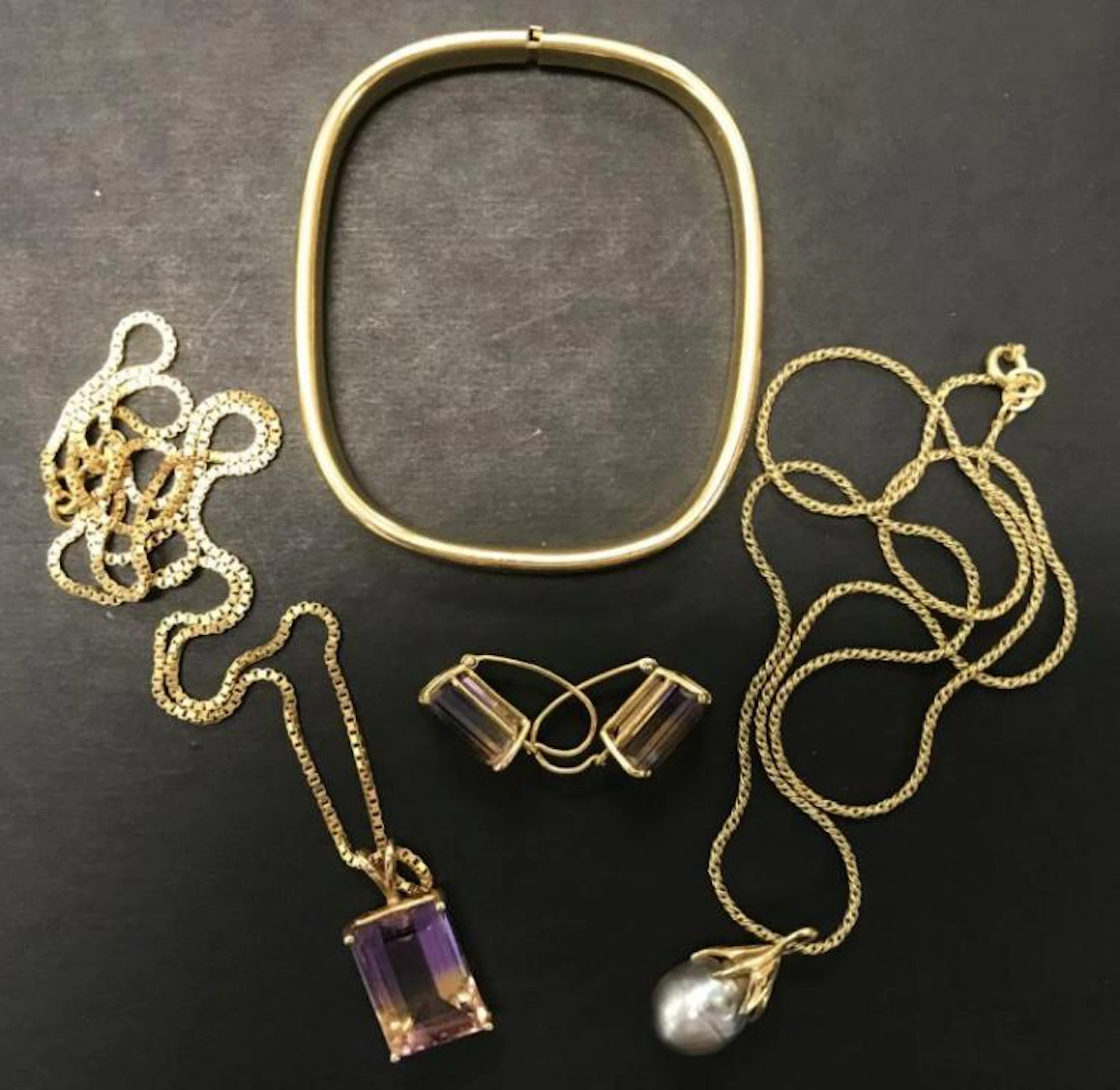Gold Jewelry Estate Lot.