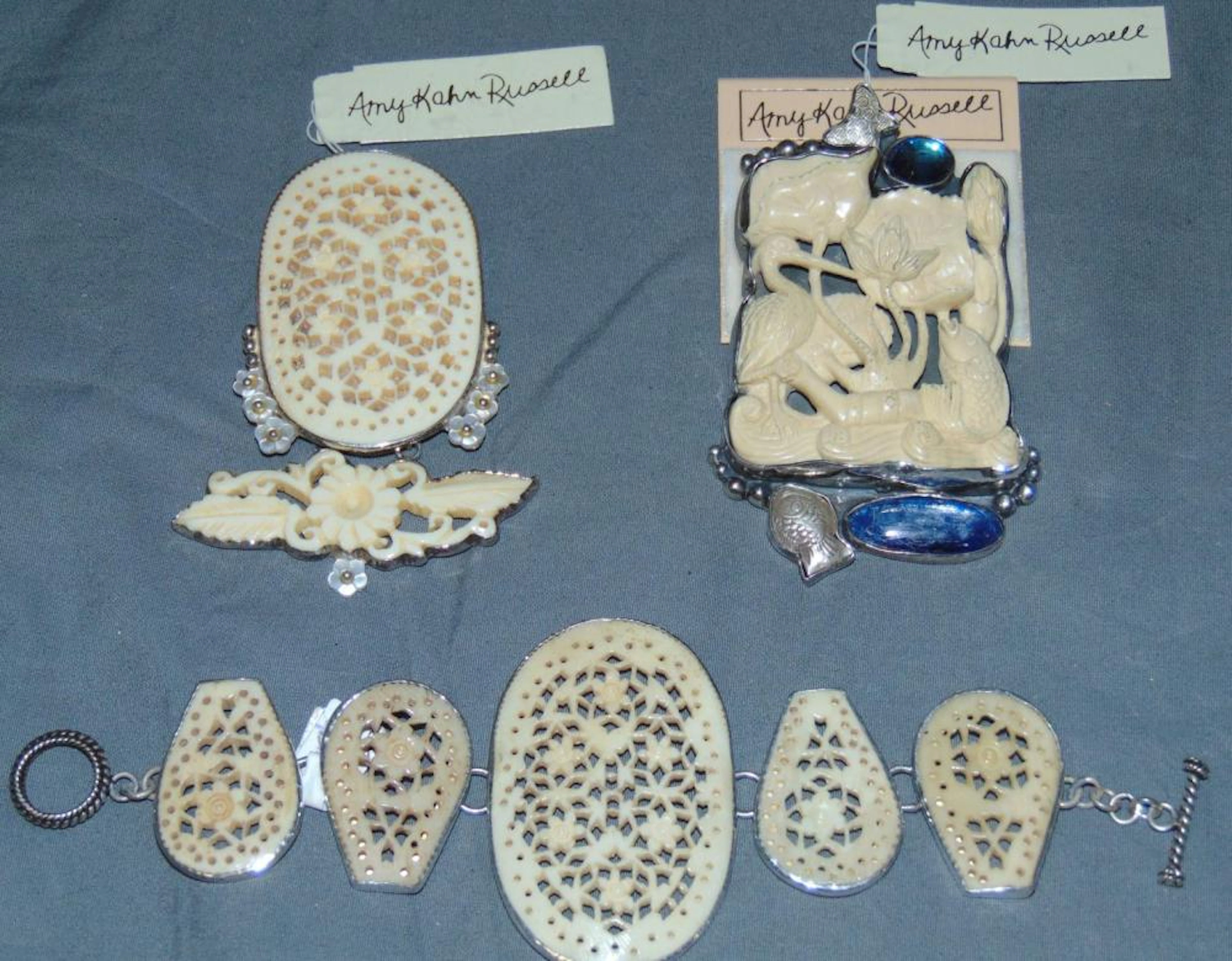 Amy Kahn Jewelry. Brooch/Pendant and Bracelet