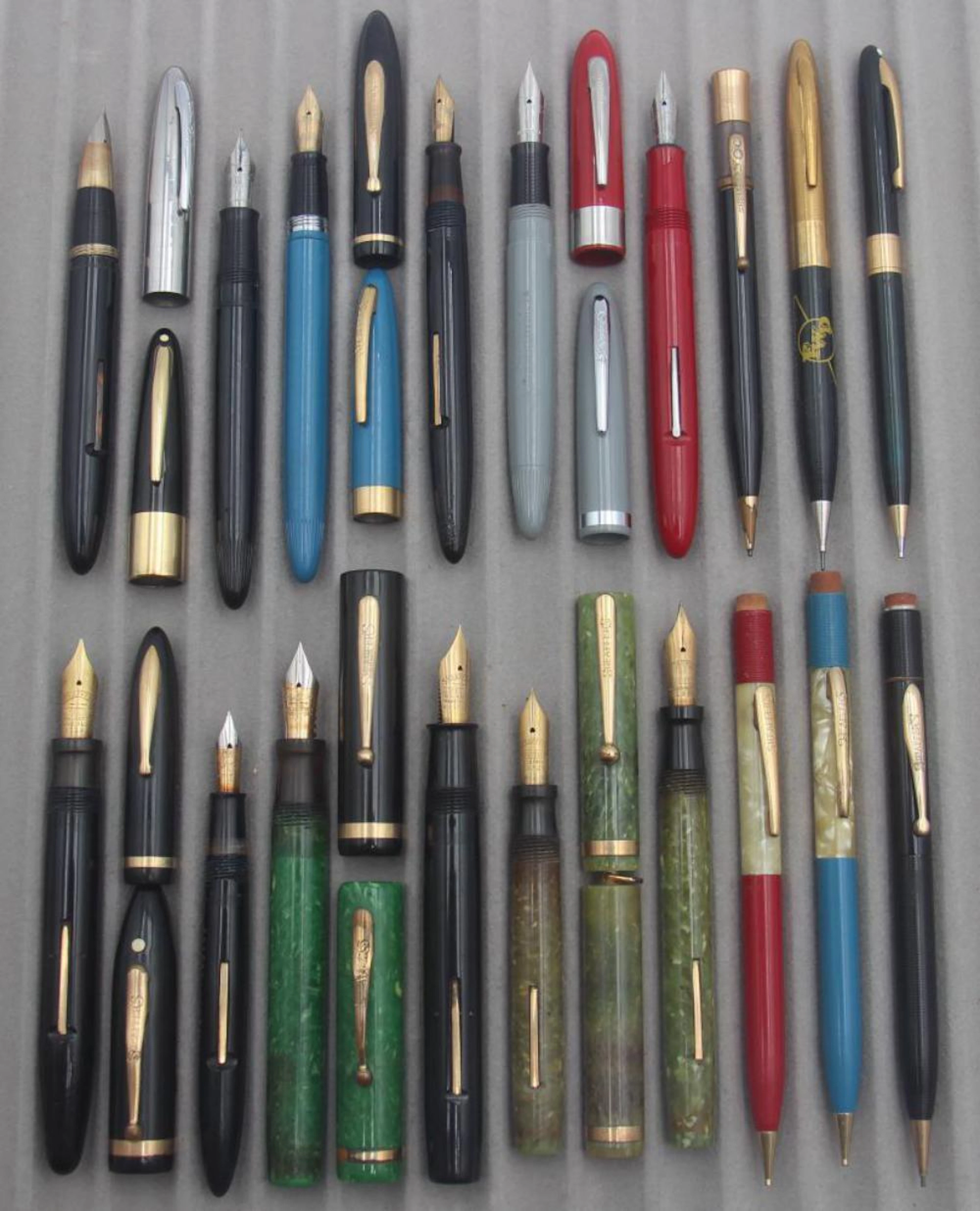 (18) Sheaffer Fountain Pens and Pencils