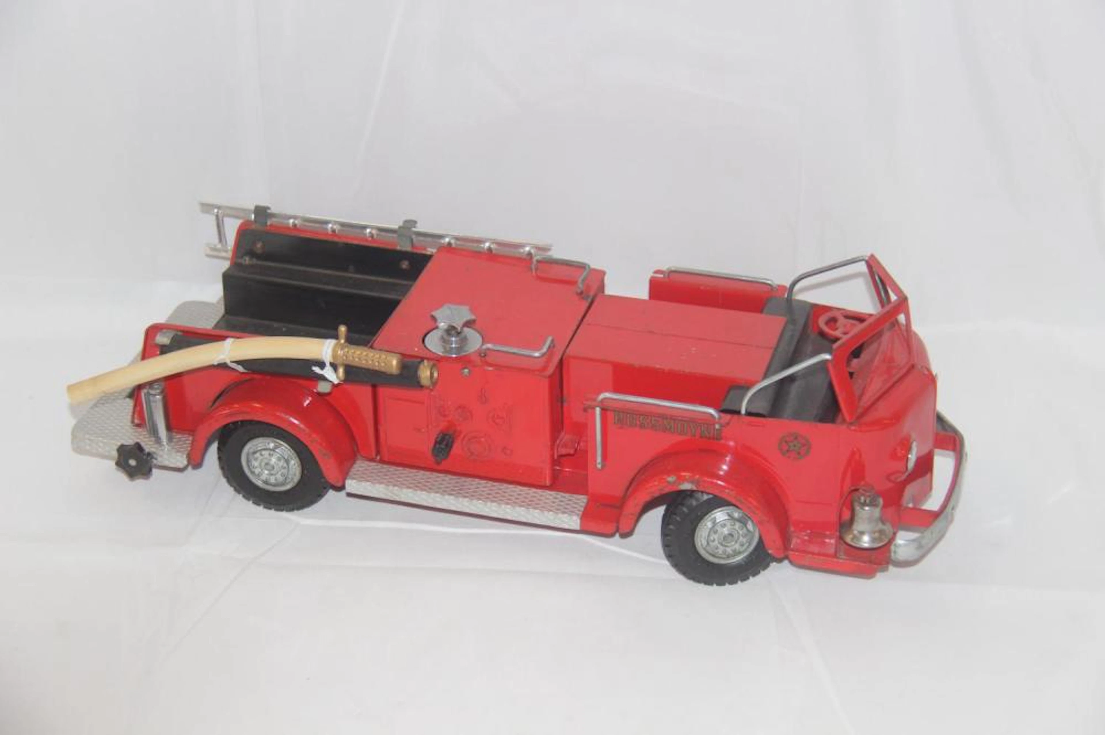 Doepke Model Toys Rossmoyne Fire Truck