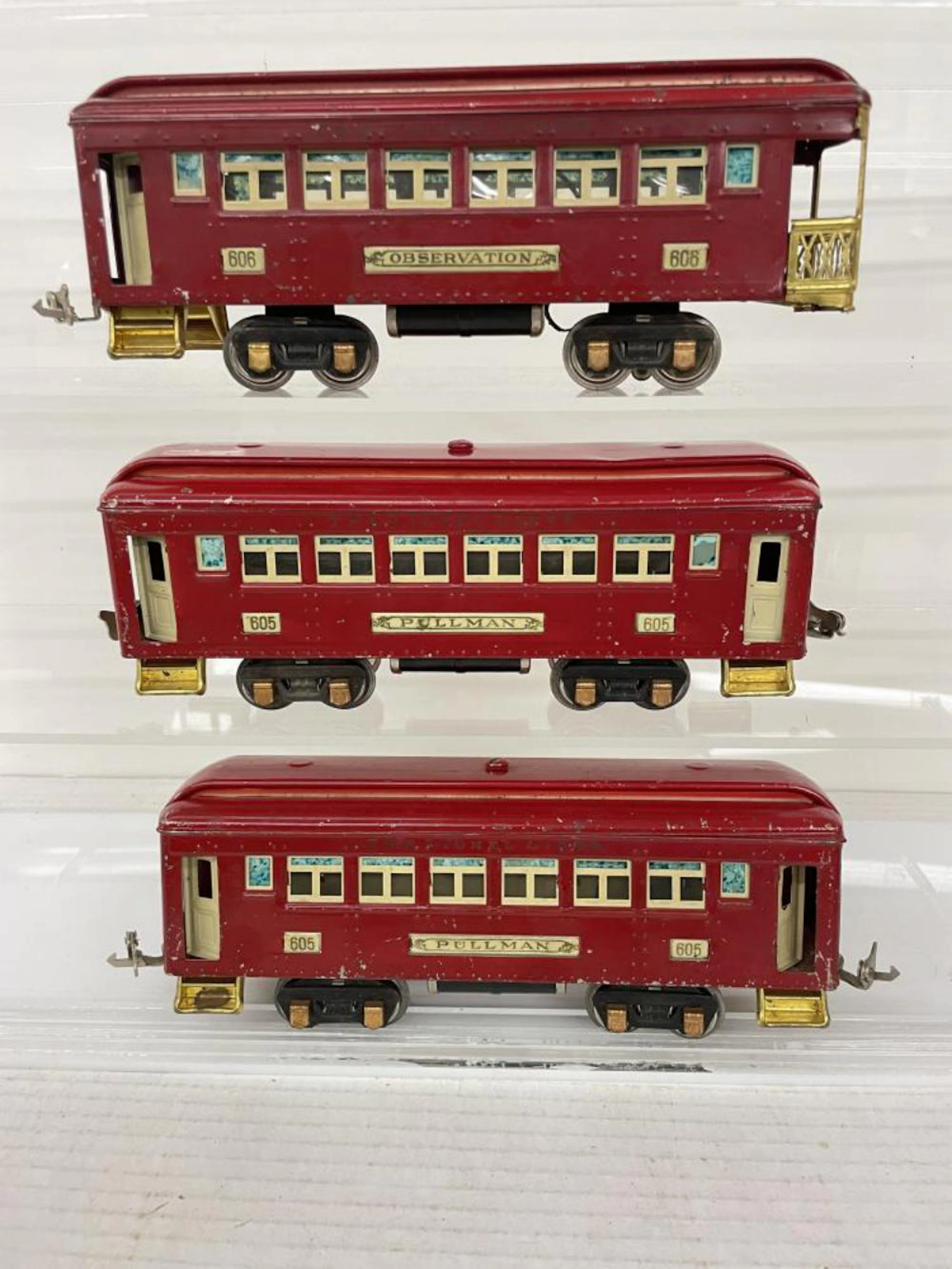 3 Scarce Lionel 606 Cars