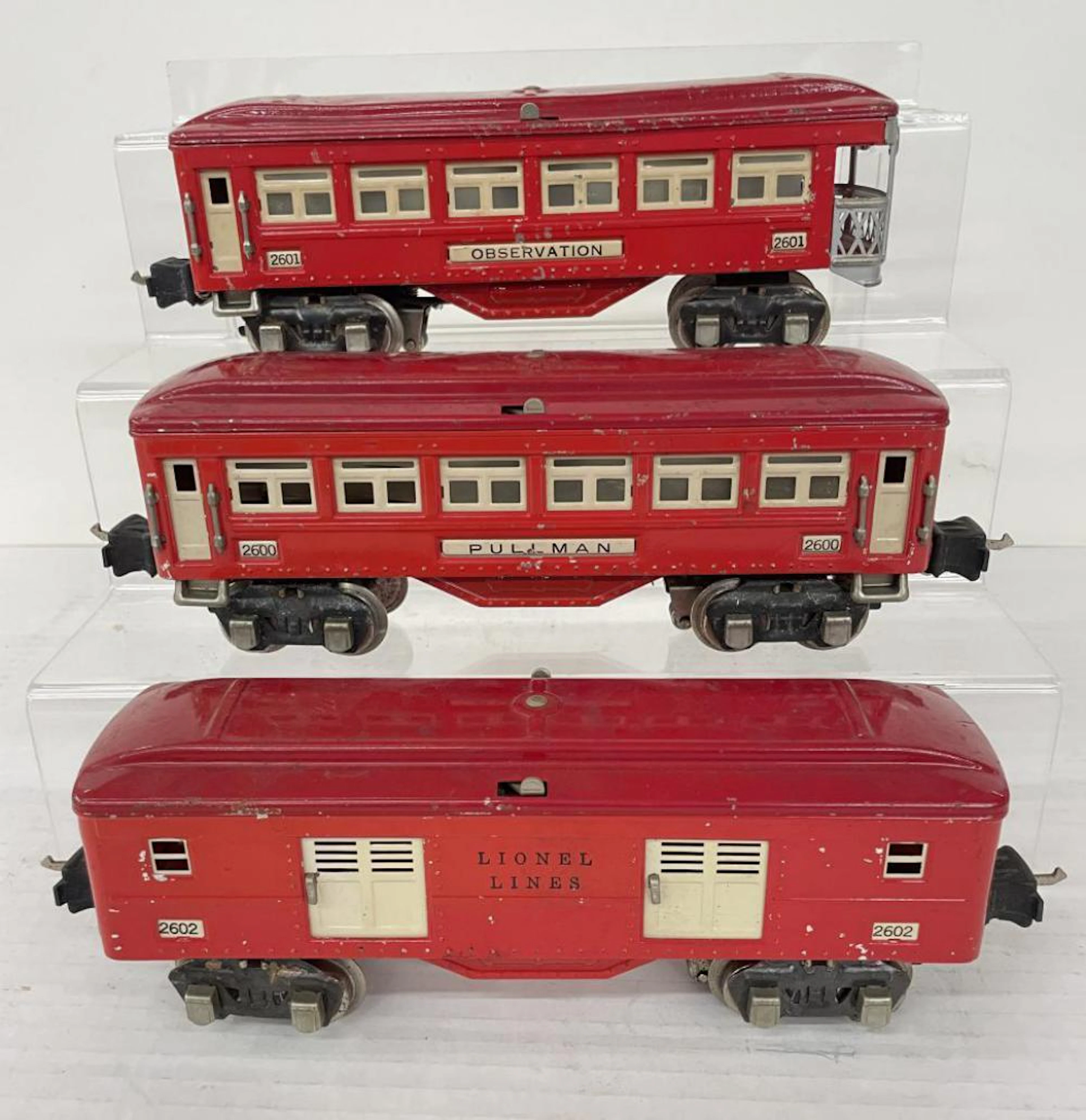 3 Lionel 2600 Passenger Cars
