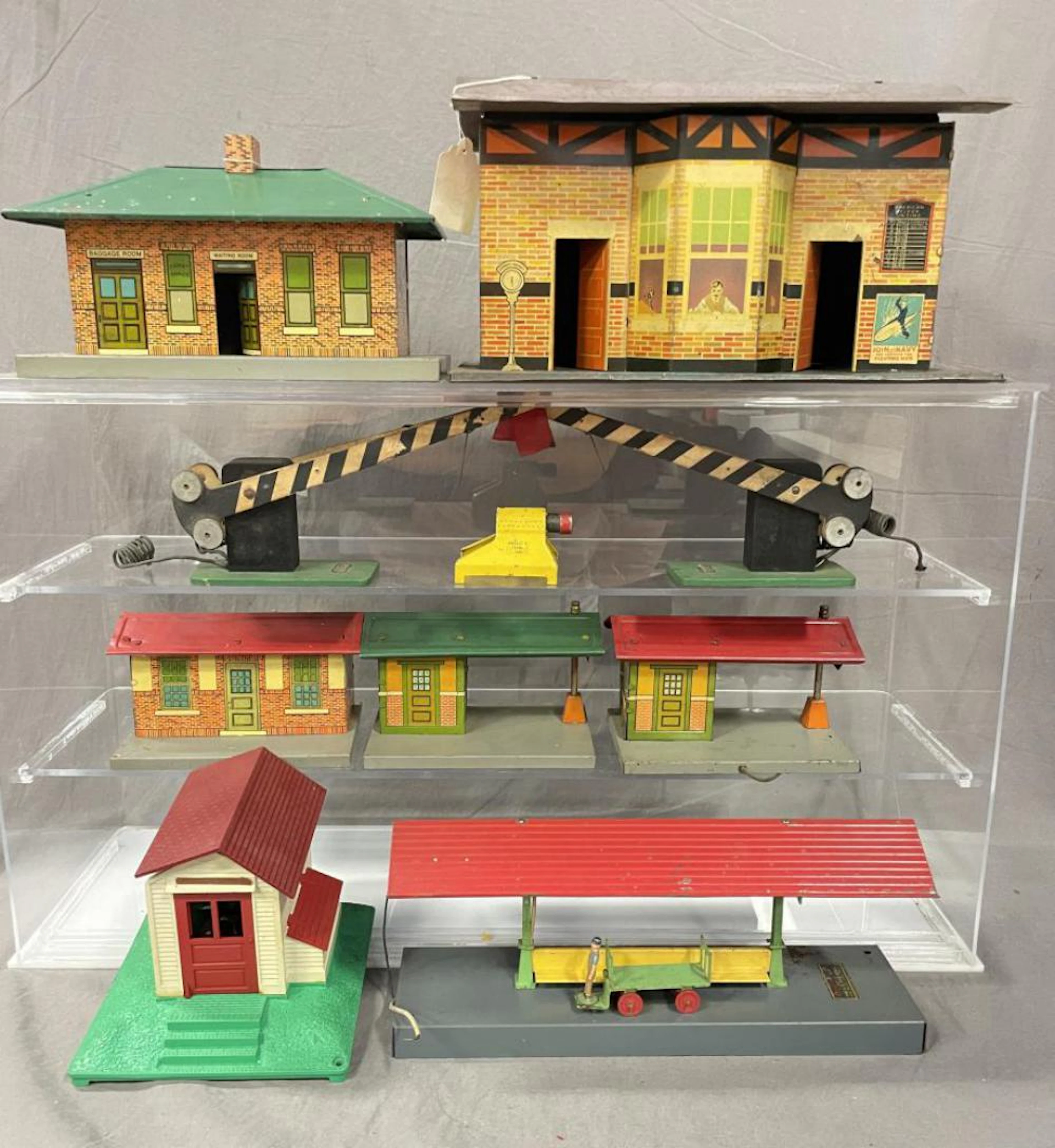 10 Assorted Train Accessories