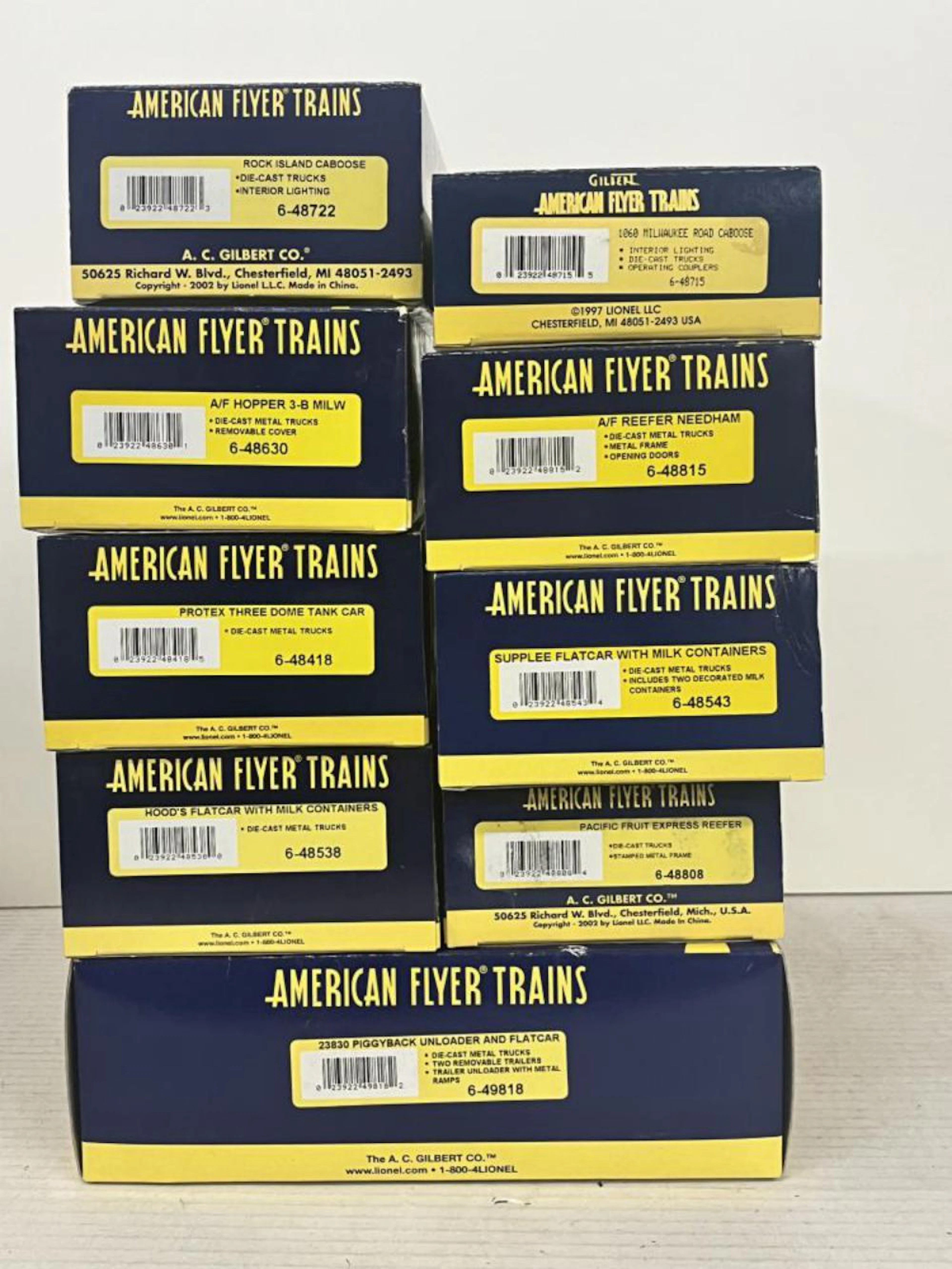 9pc American Flyer Lionel Freight Cars
