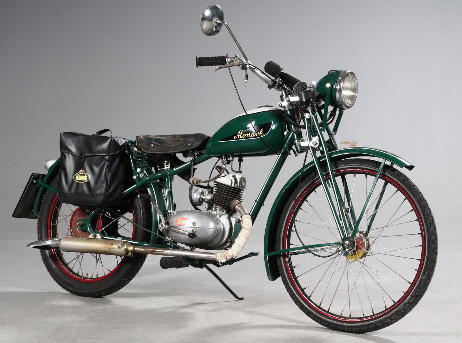 Monark M70 Motorcykel Model 1948 | Barnebys