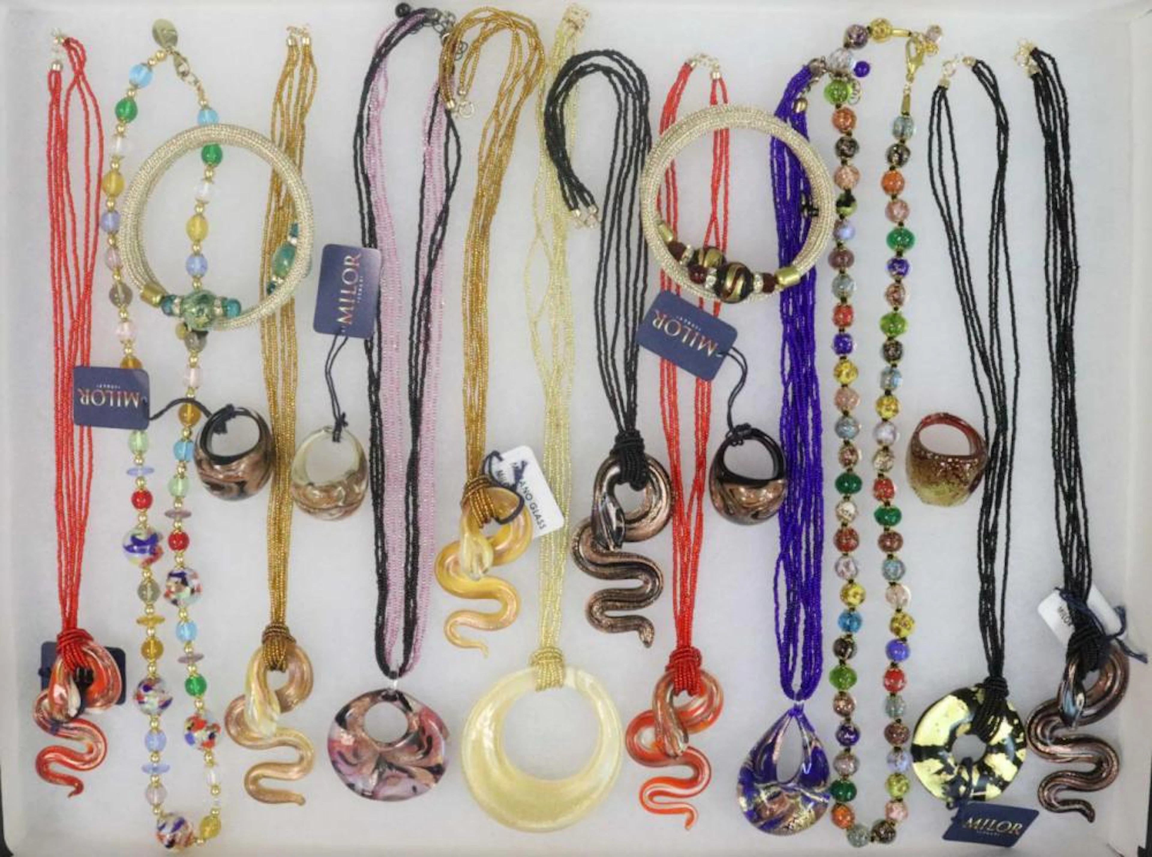 (18) PIECE MURANO GLASS JEWELRY GROUP