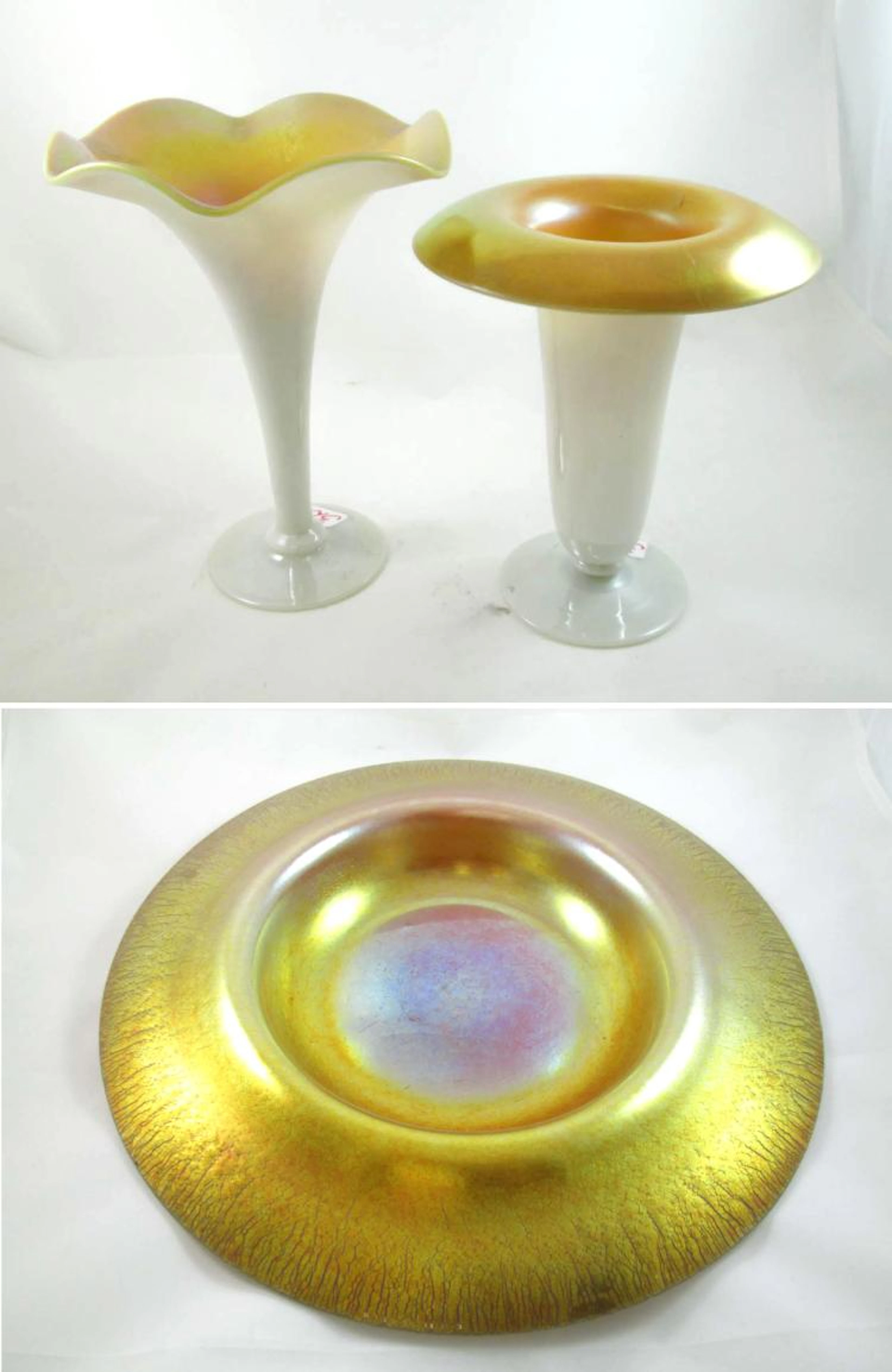 THREE ATTRIBUTED STEUBEN AURENE & CALCITE ART GLAS