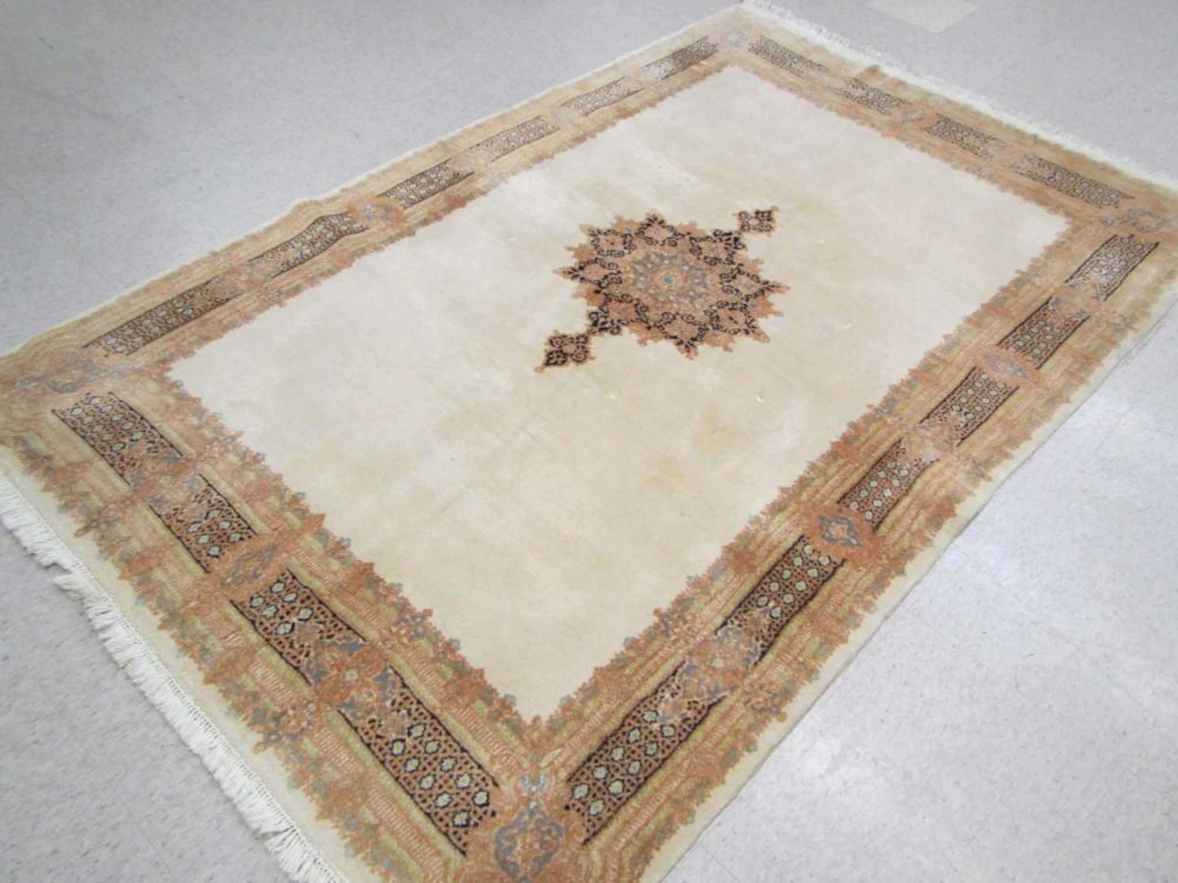 PERSIAN KERMAN CARPET, Kerman Province, southweste