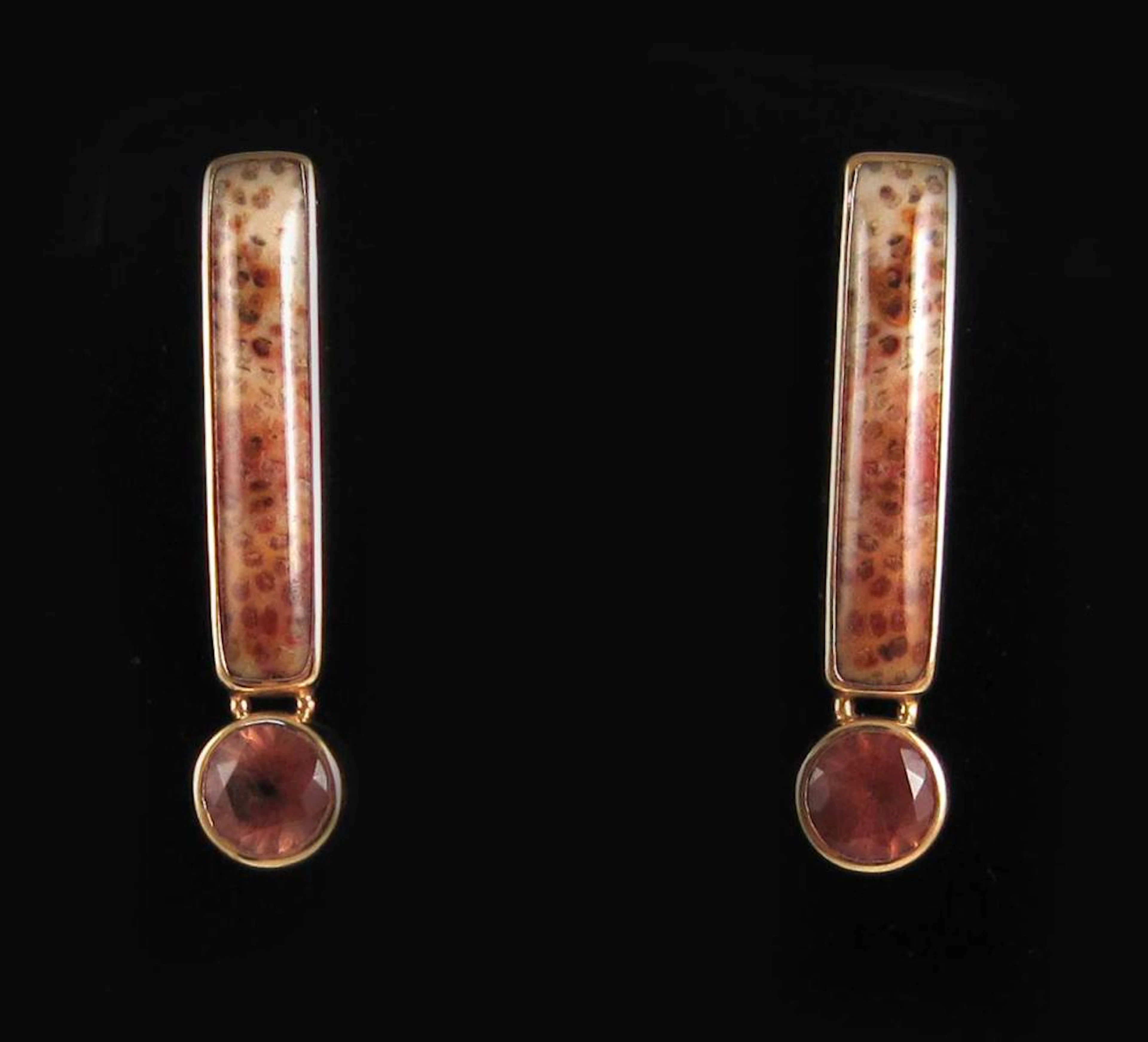 PAIR OF JAN DAGGET OREGON SUNSTONE EARRINGS, each