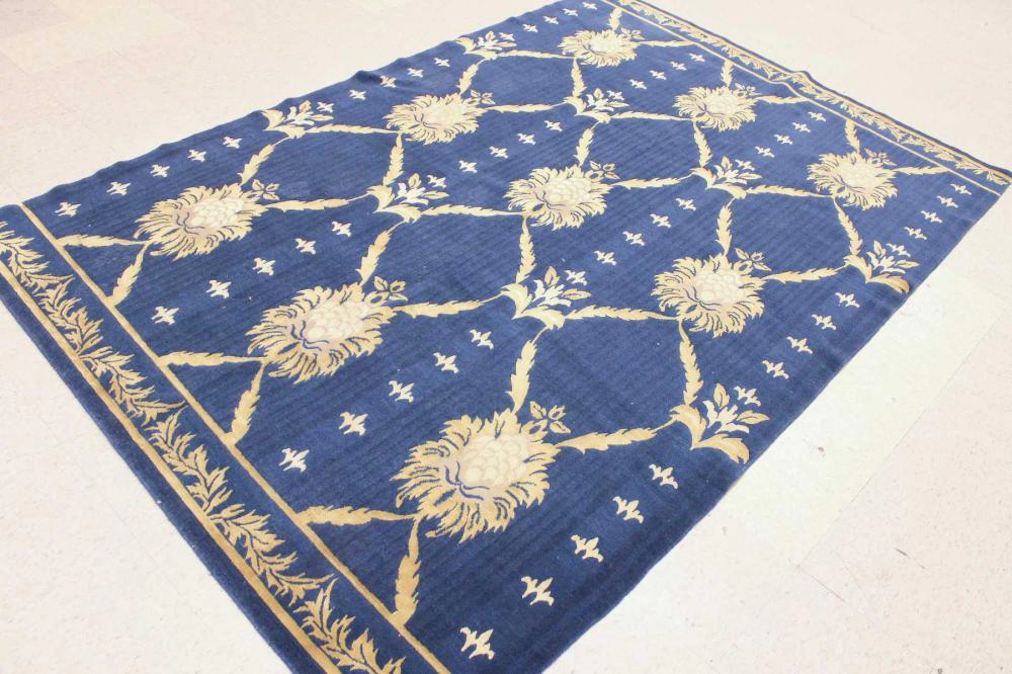 CONTEMPORARY HAND KNOTTED NEPALI CARPET, gold/tan