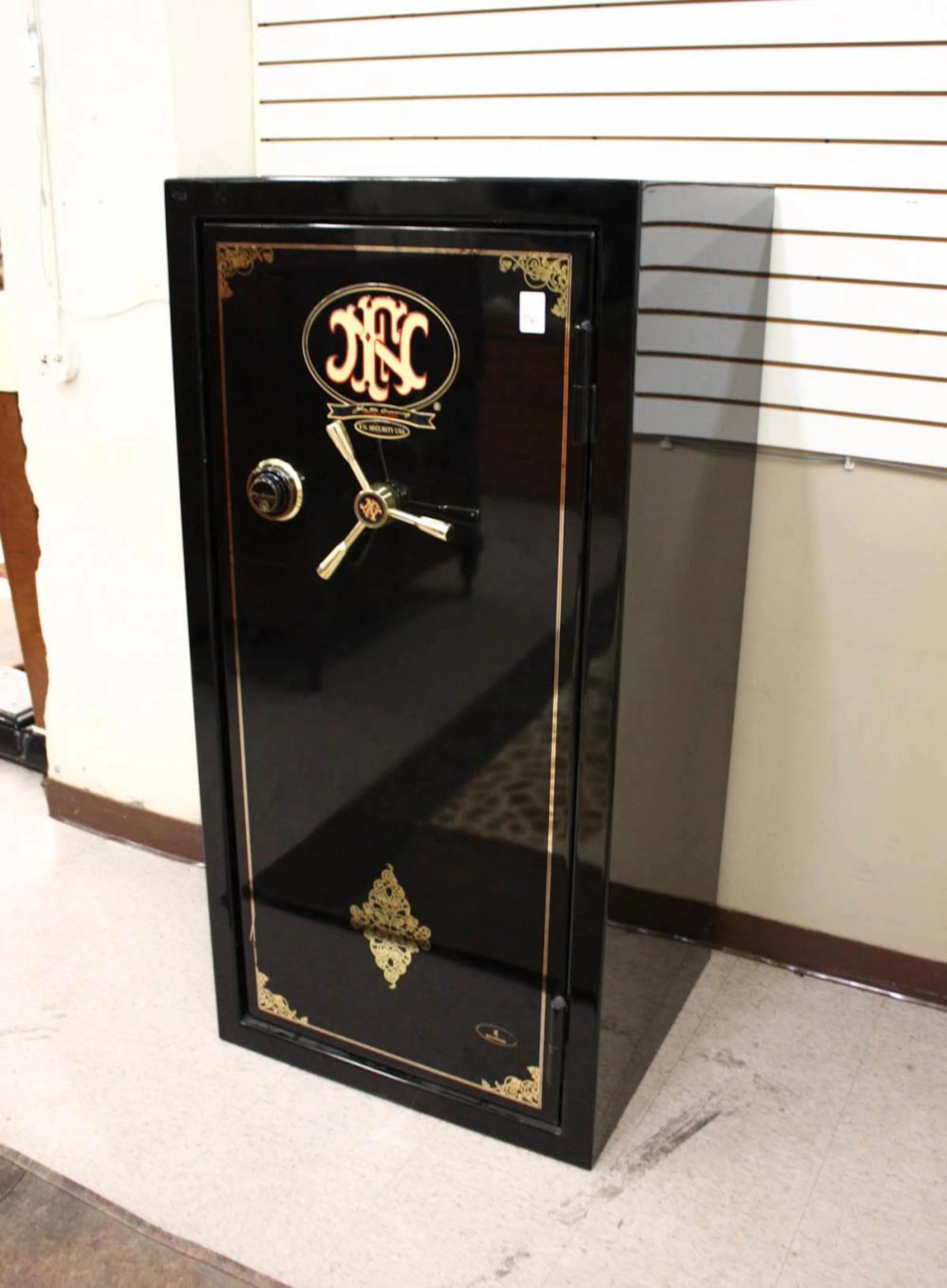 BROWNING RESIDENTIAL SECURITY FIRE GUN FLOOR SAFE,