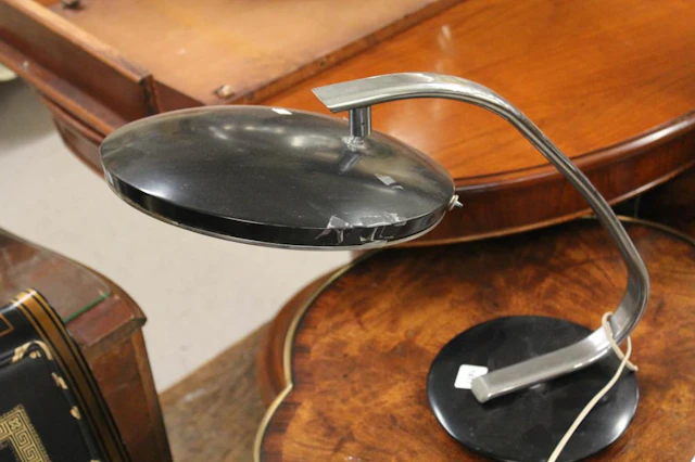 MCM 'SAUCER' DESK LAMP