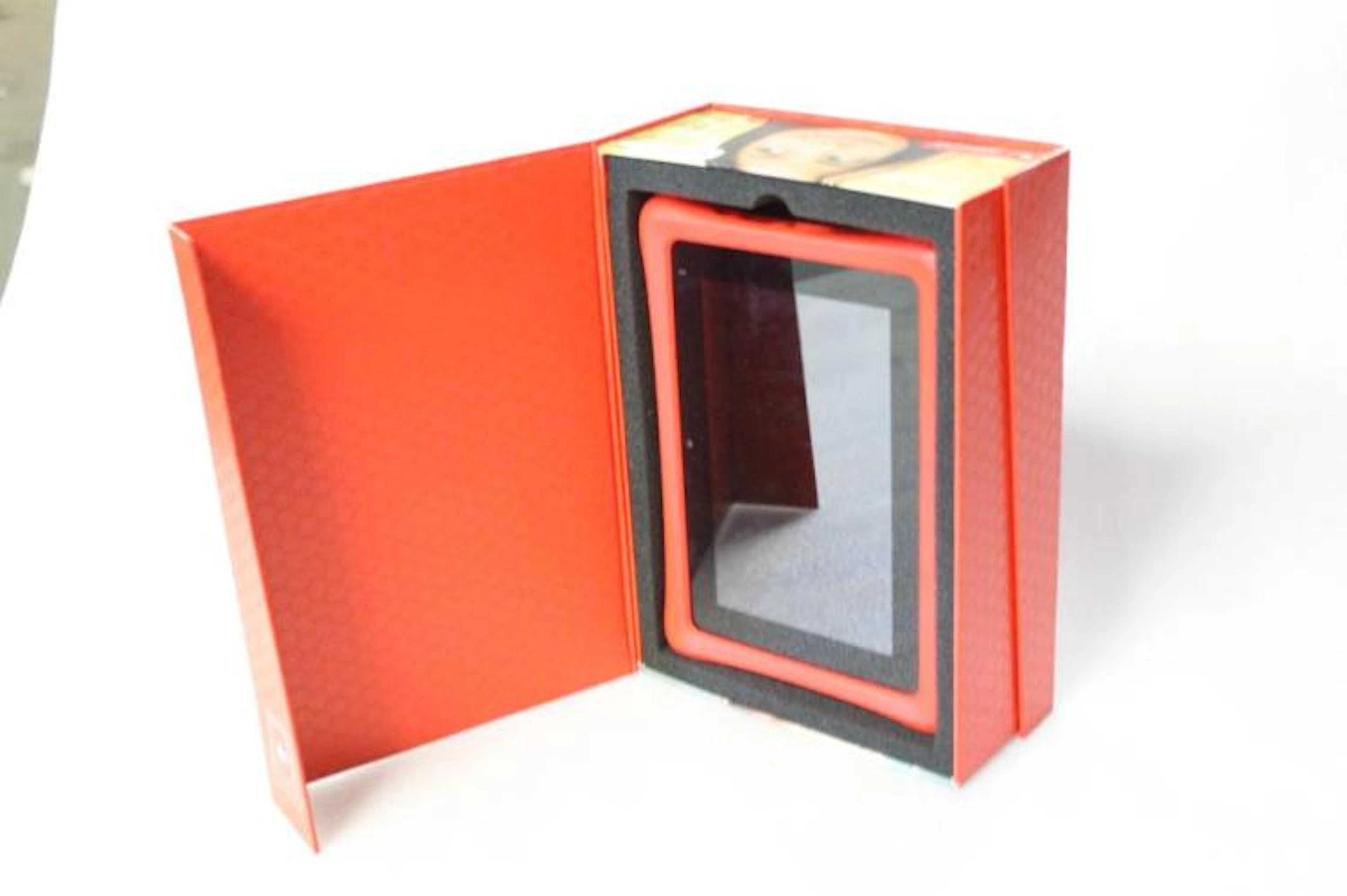 Nabi Table w/ Box and Protective Cover