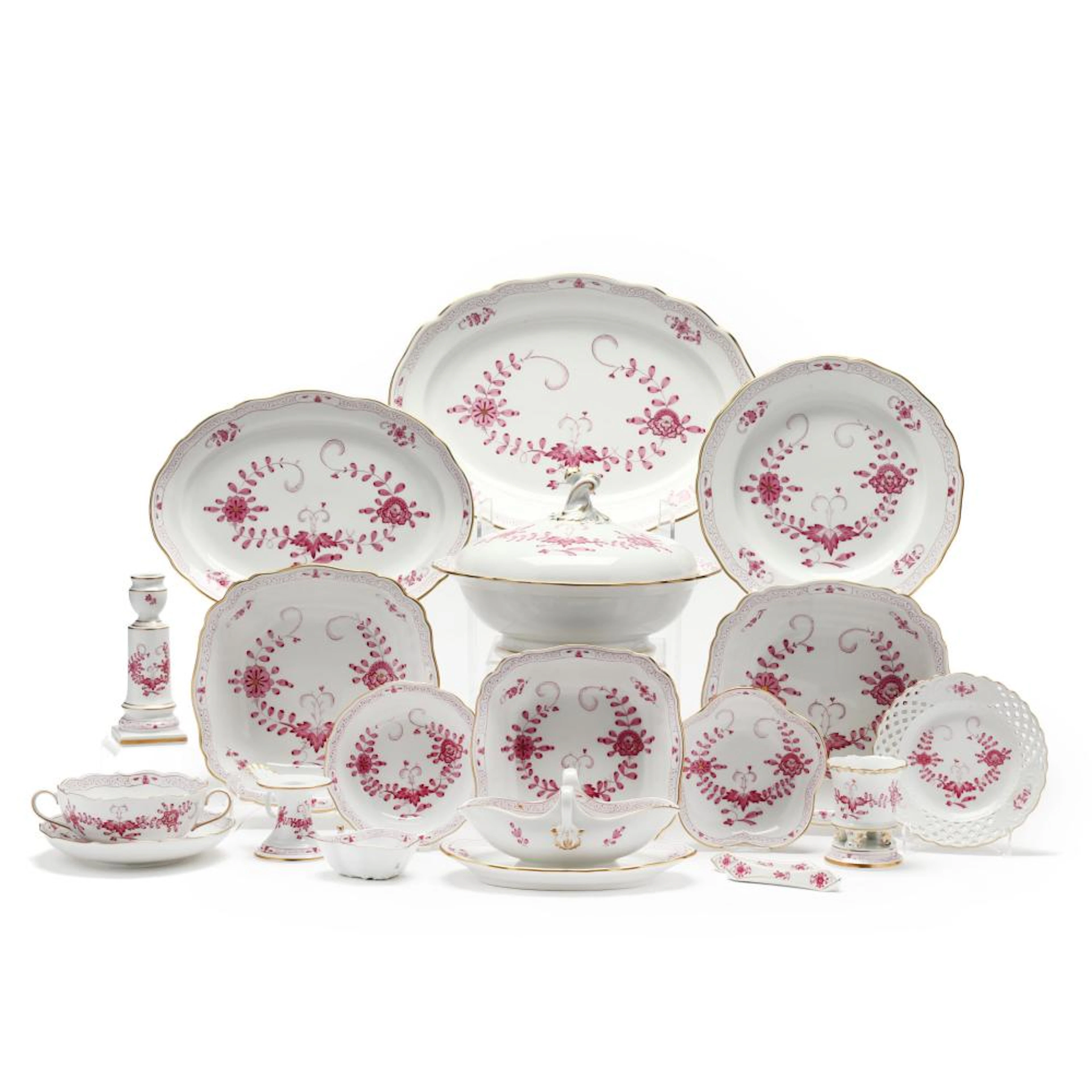 Meissen Indian Purple Flowers China Dinner Service