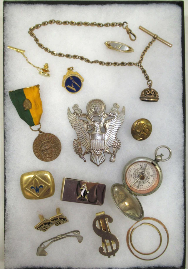 Lot of Men's Jewelry & Related Items