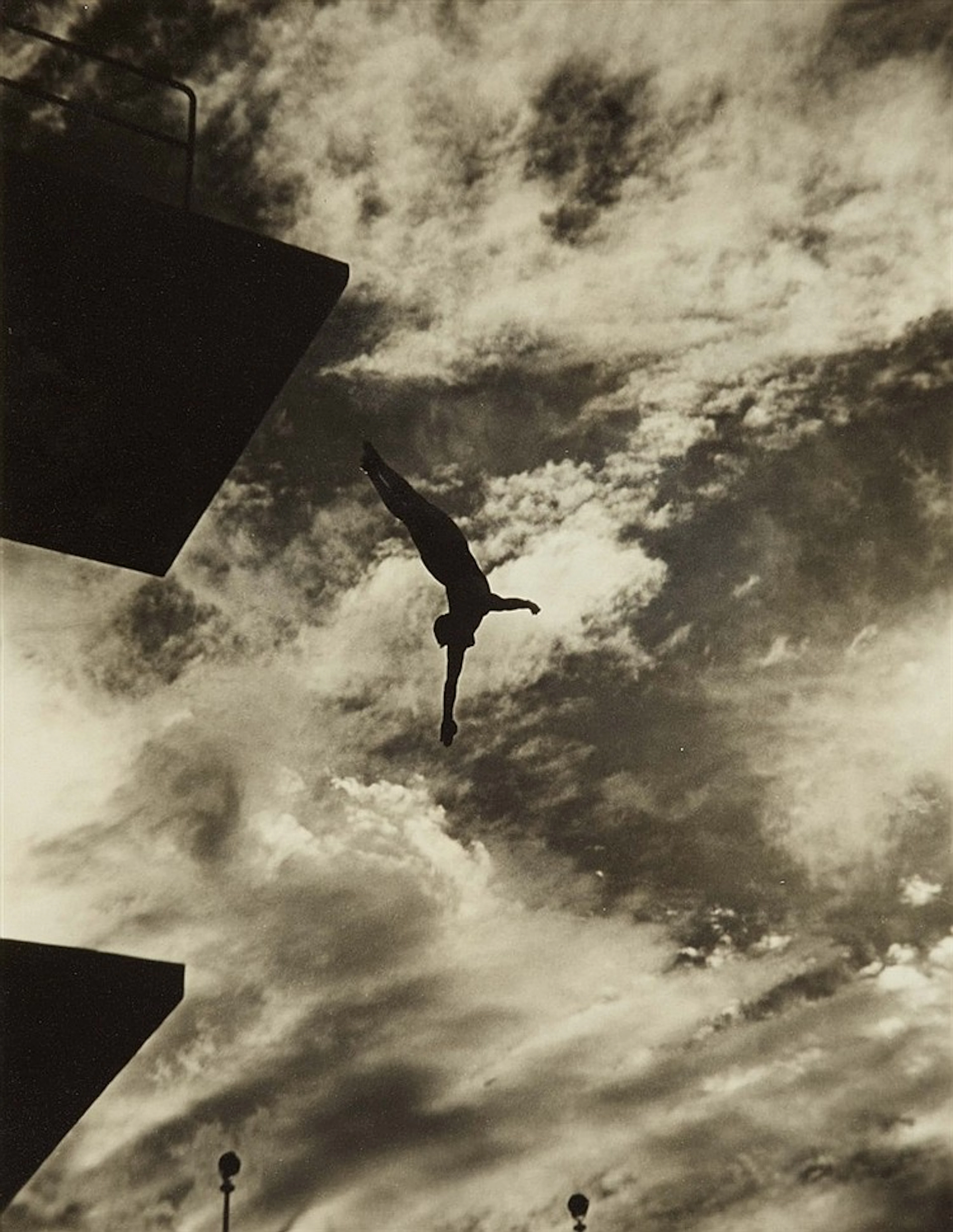 Leni Riefenstahl, Dive from the 10-metres-tower, Berlin, 1936