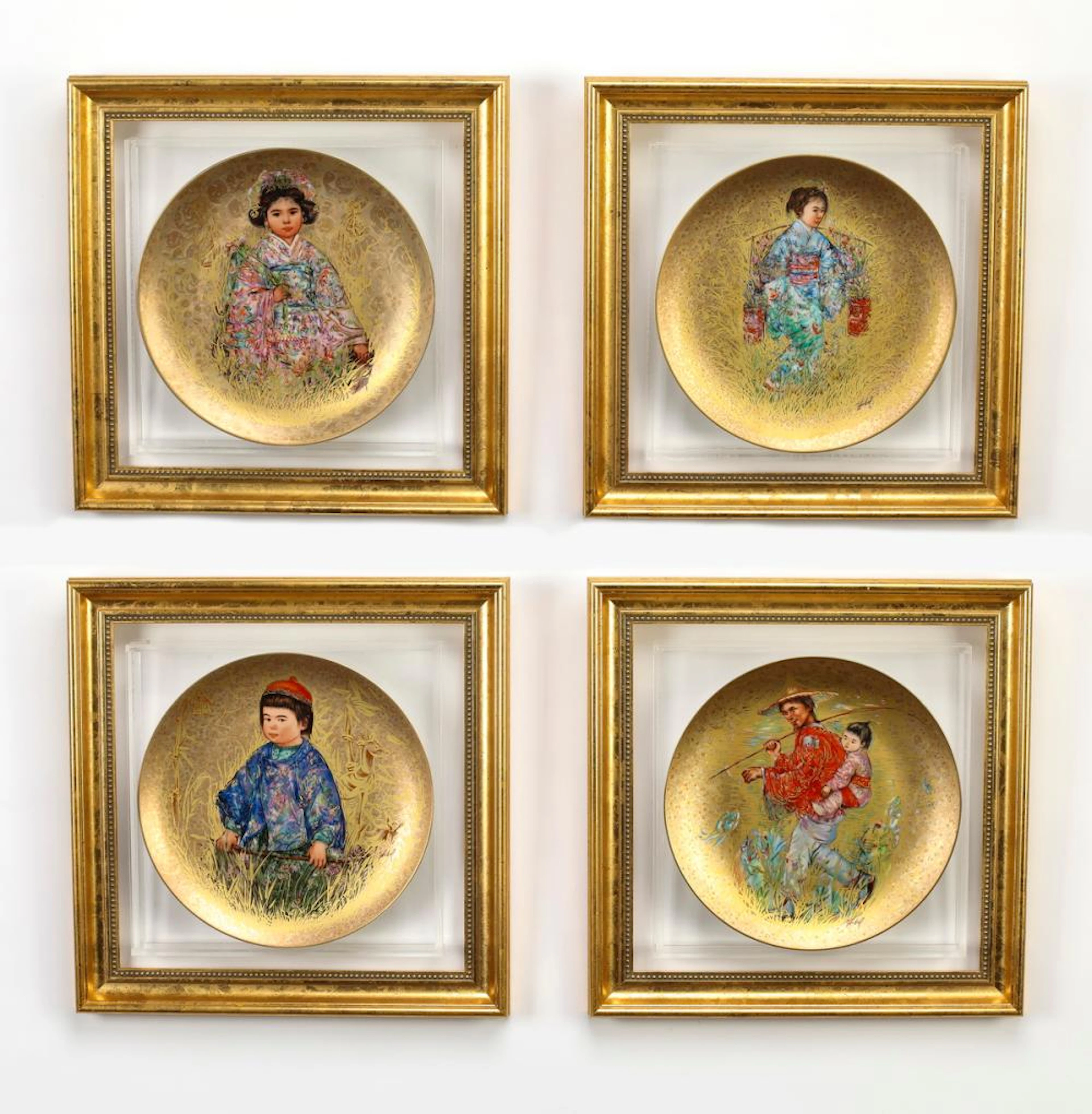 (4) 'Oriental Gold' hand painted plates by Hibel