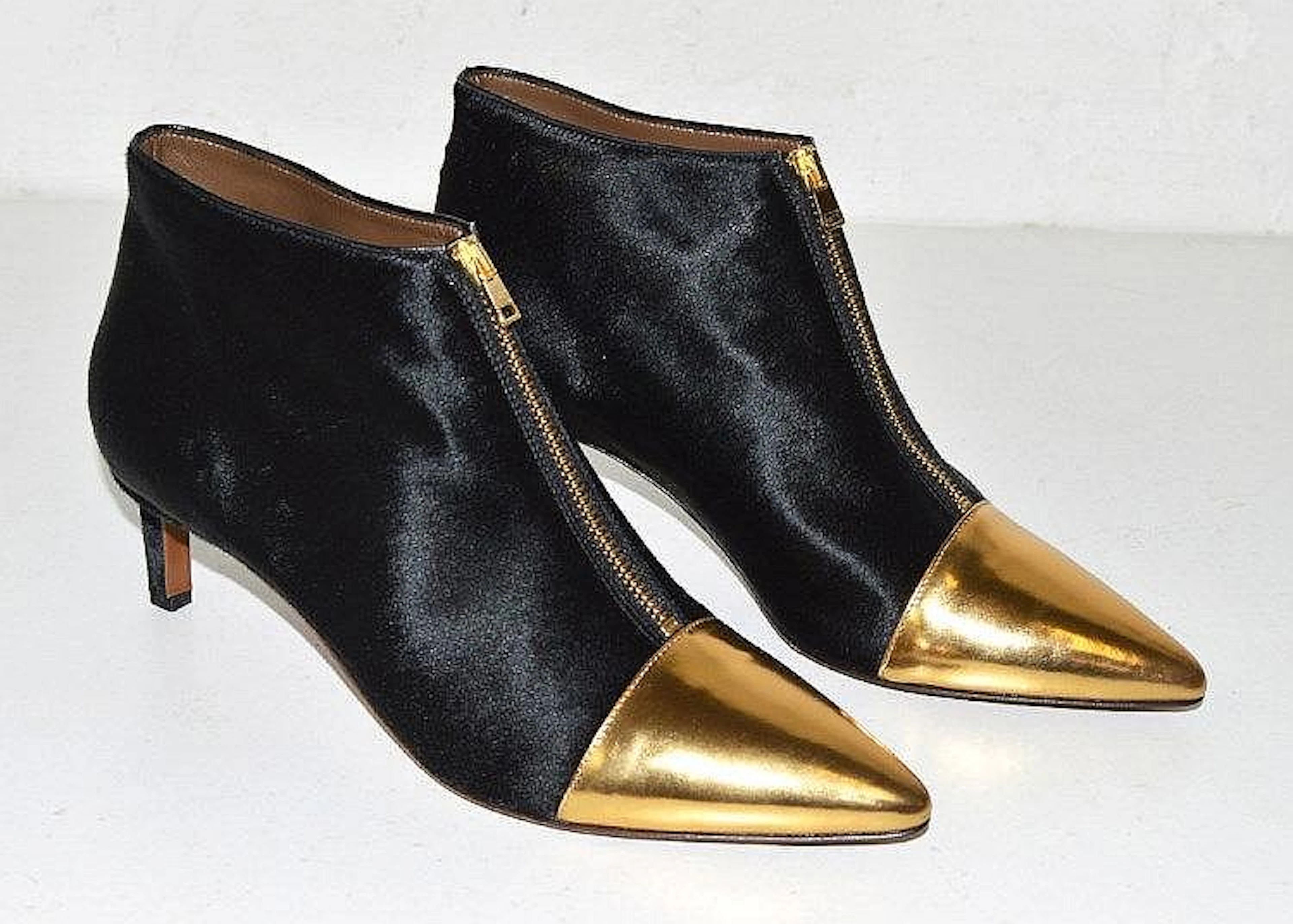 MARNI BLACK PONY-STYLE CALFSKIN ANKLE BOOT, kitten heel and pointed toe sha