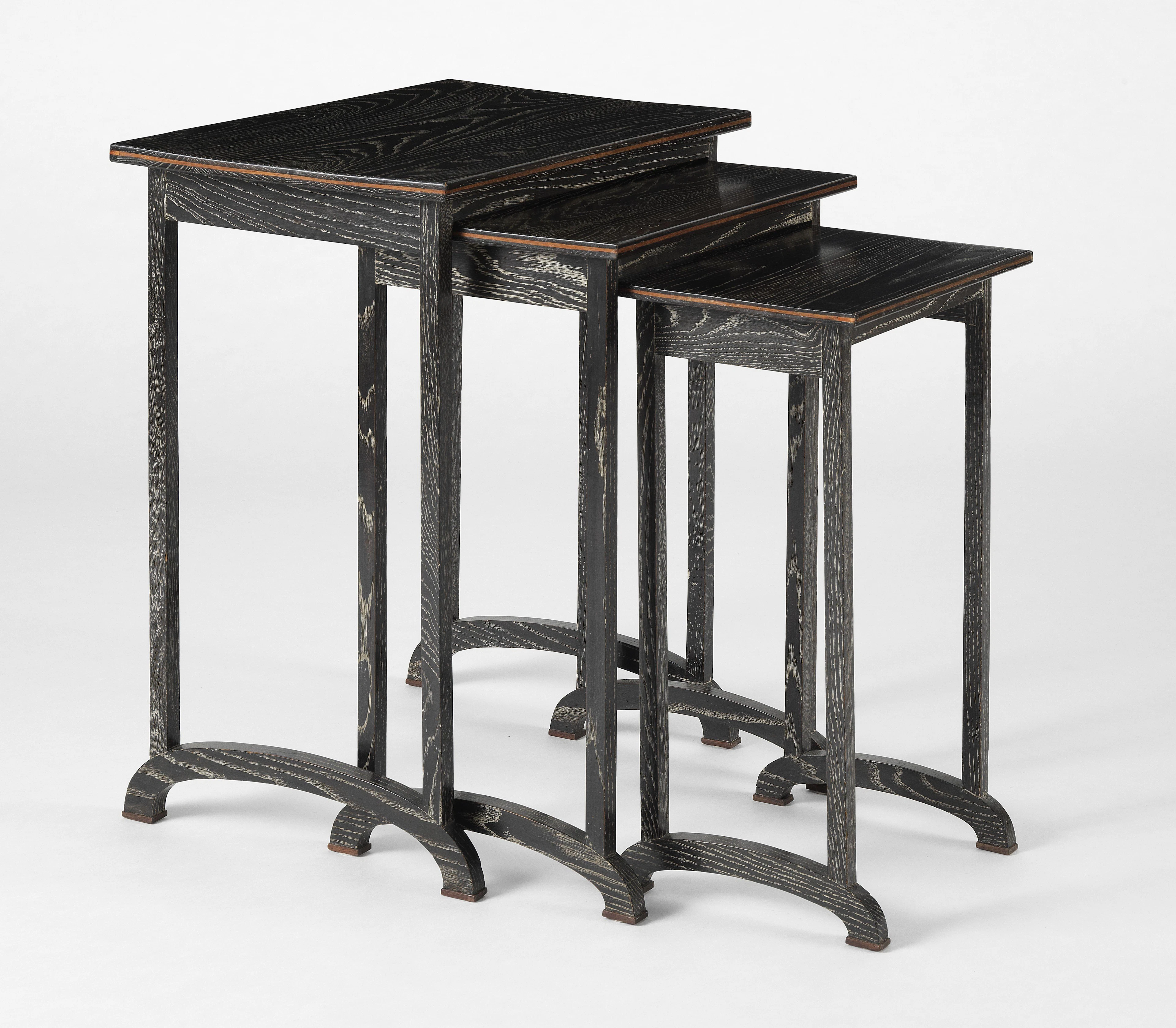 590. Trois tables gigognes d'après Adolphe Chanaux