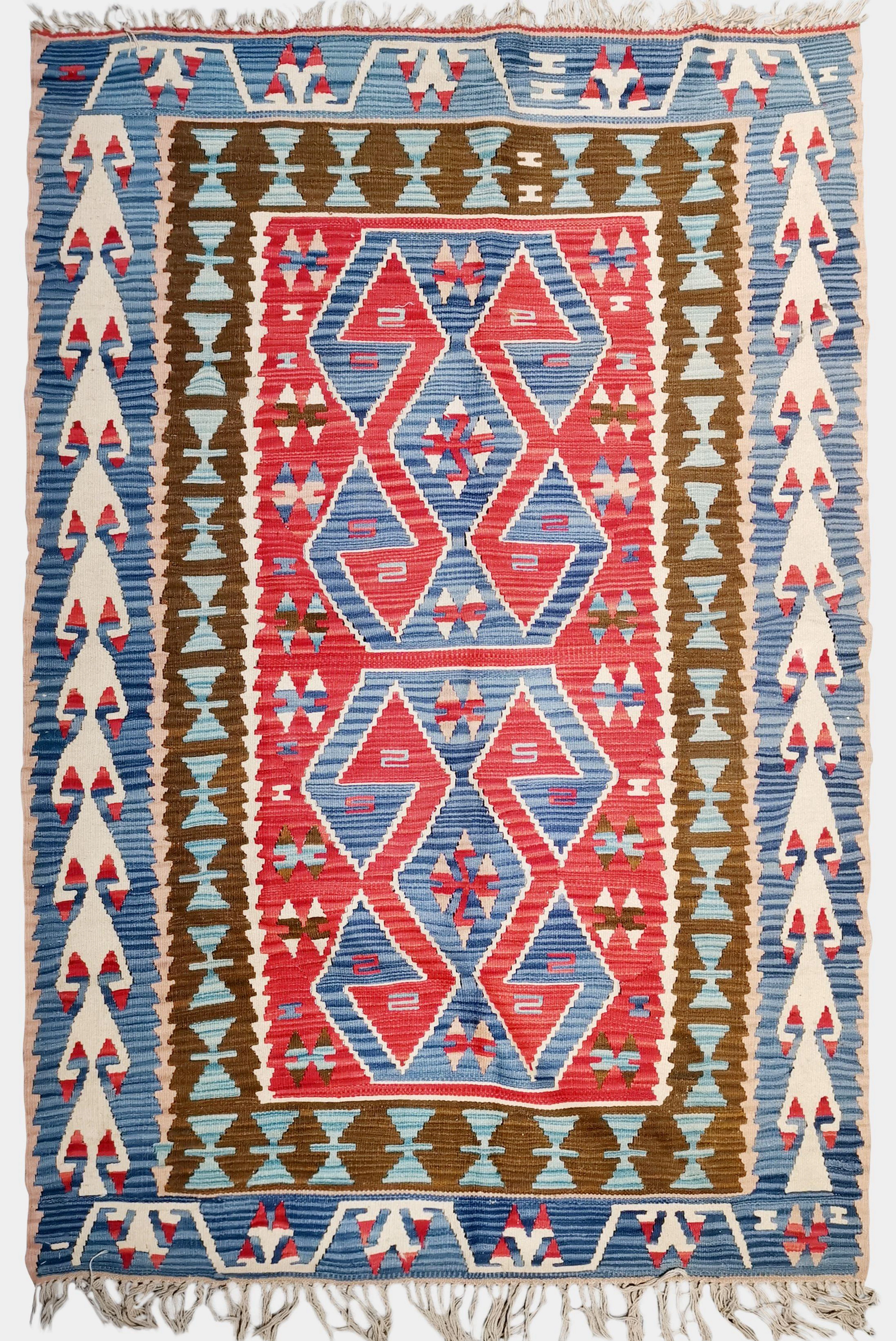 3650. Tapis Kilim