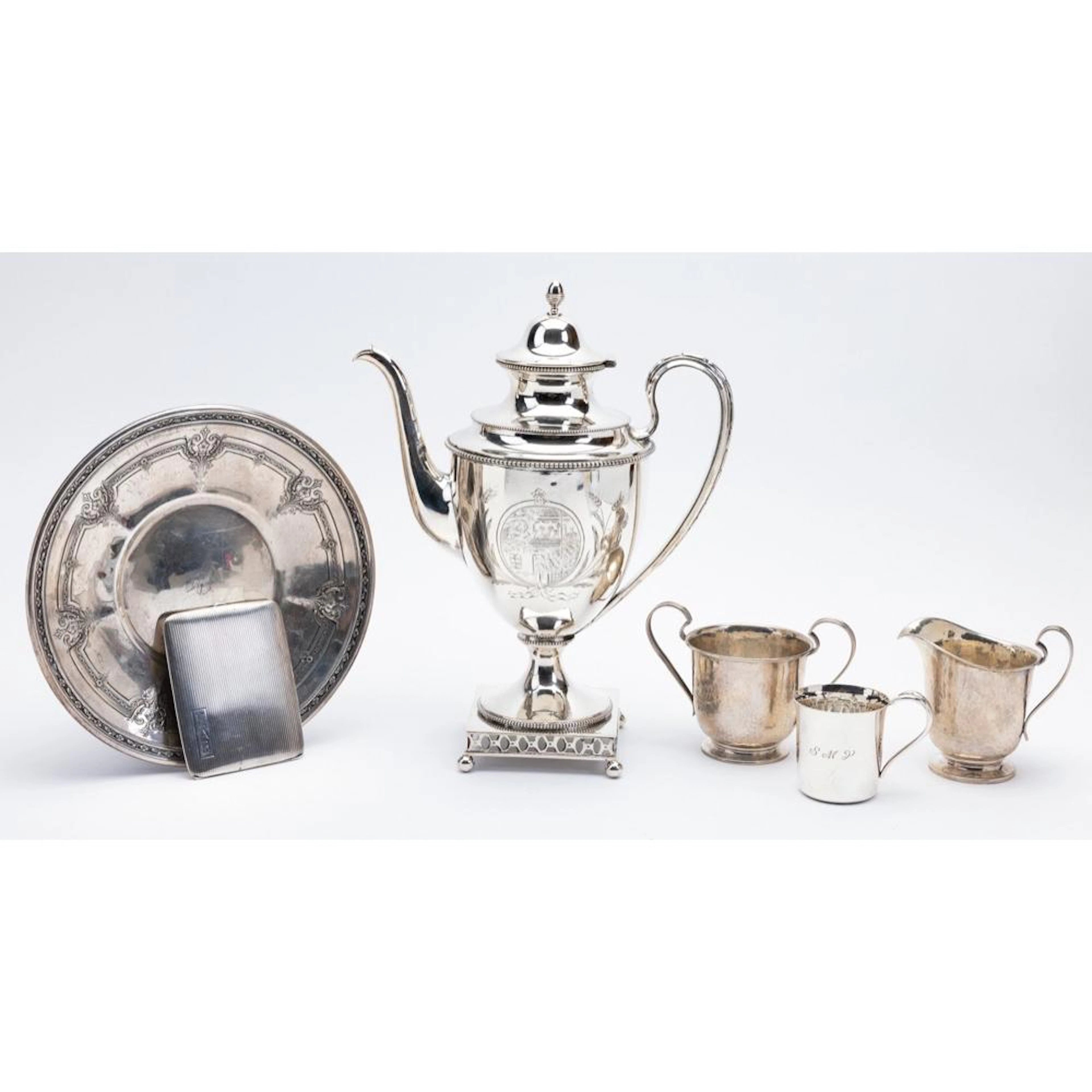 ice Mix of Sterling Silver Pieces in Fine Condition.