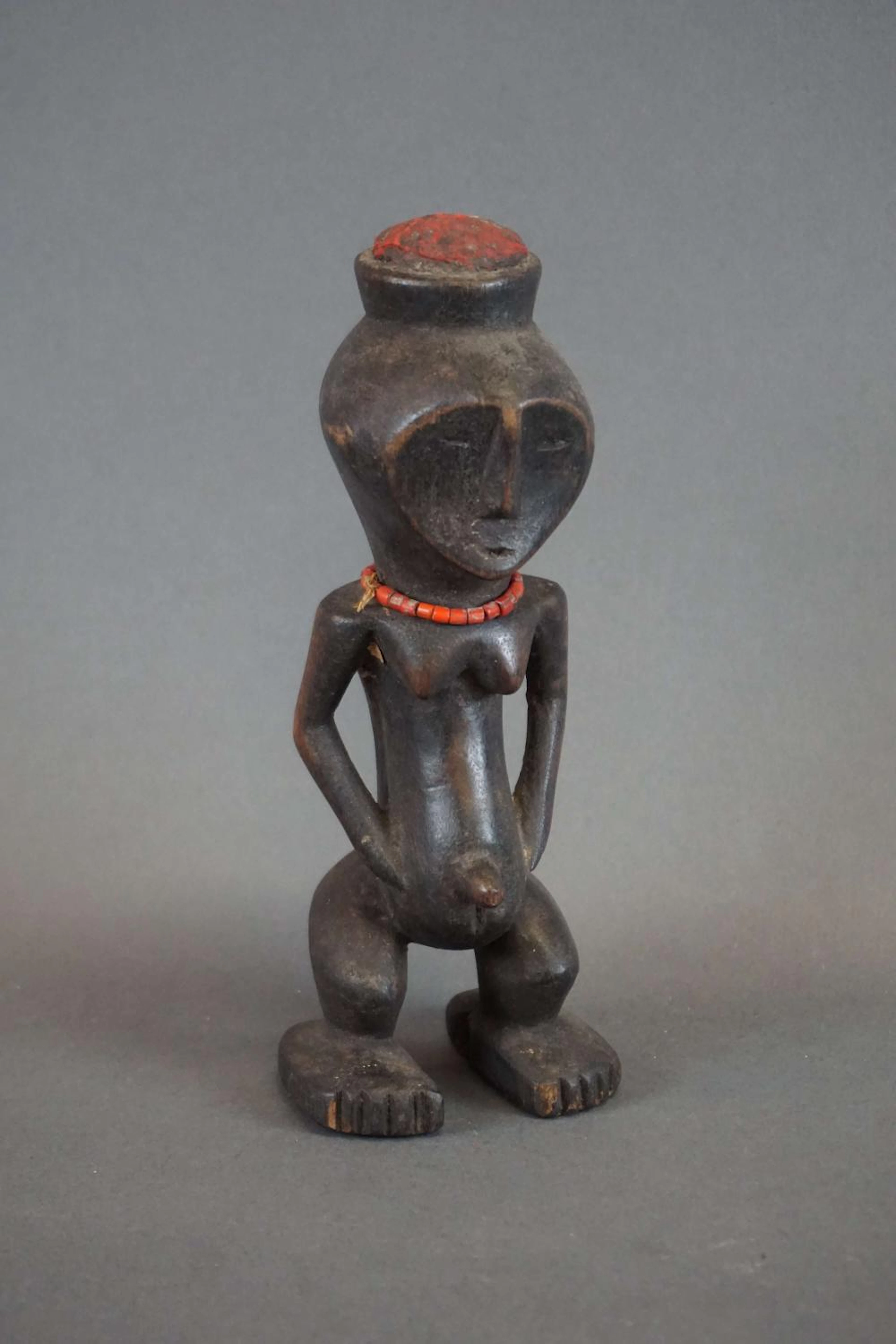 Statue africaine Luba. H : 21 cm