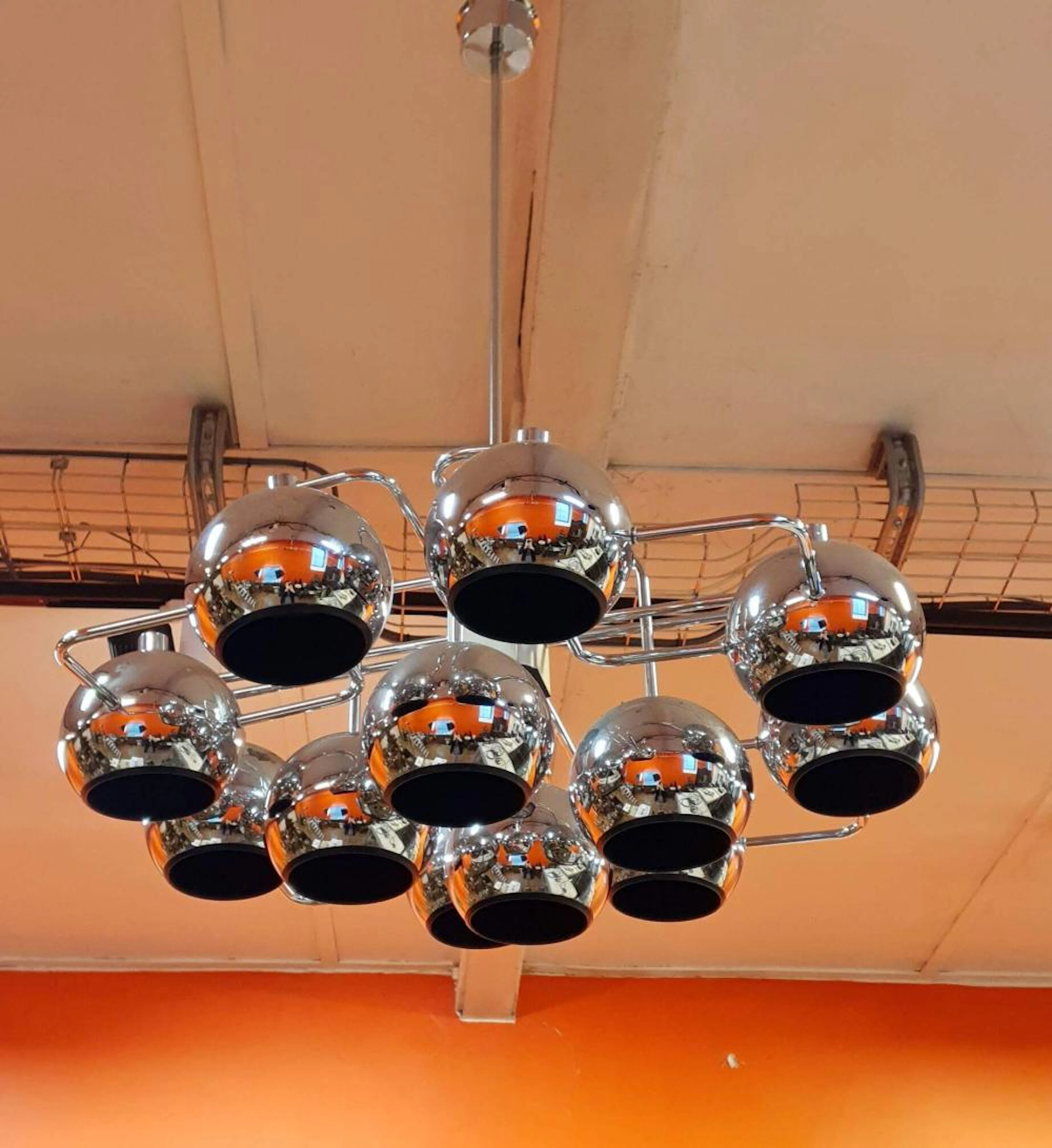 Lustre en chrome