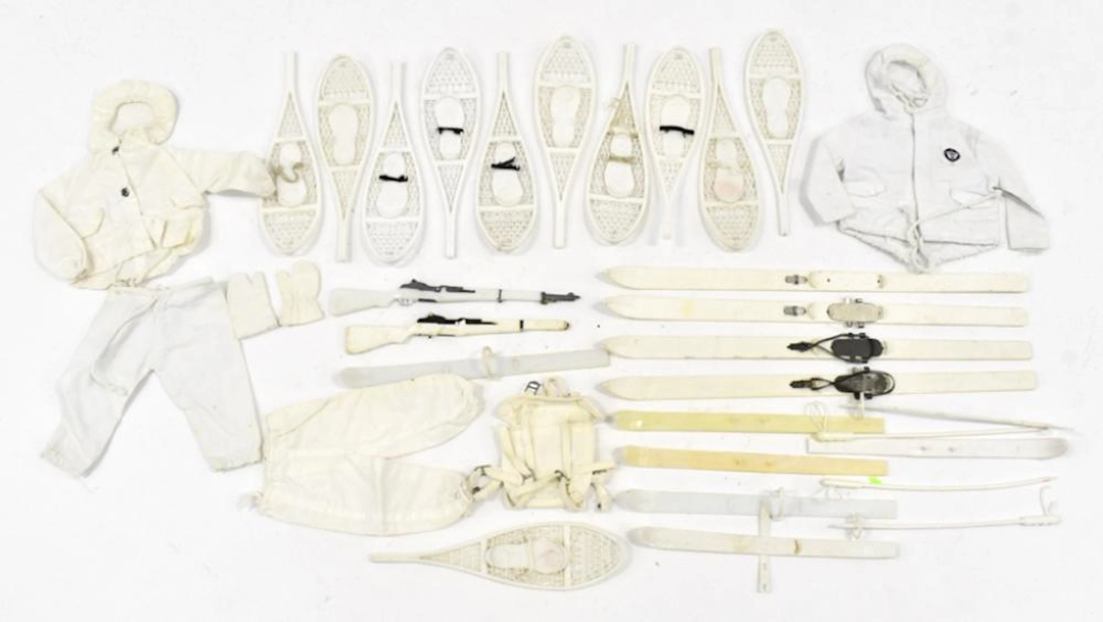Vintage Hasbro GI Joe Snow Patrol Accessories