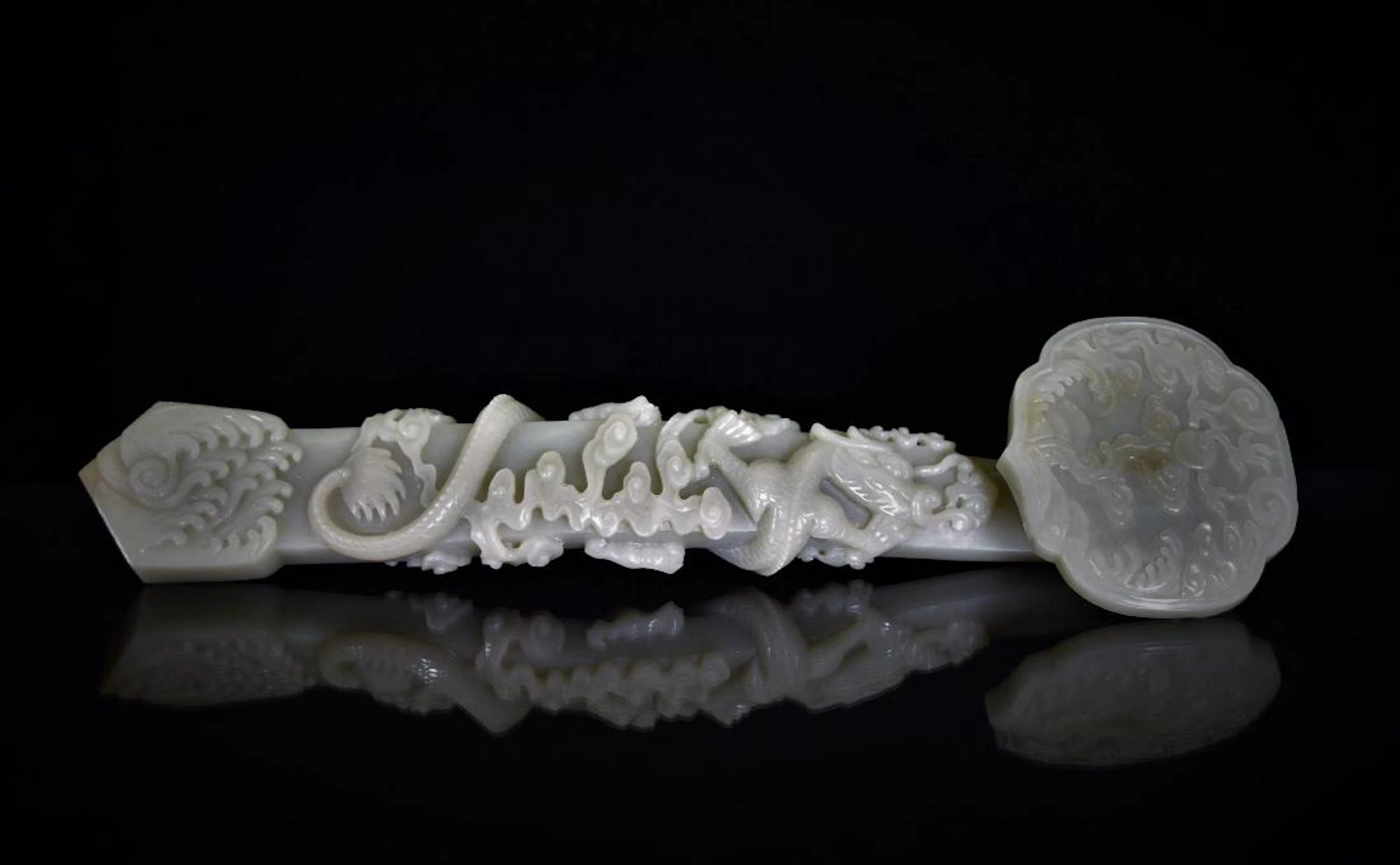 Grayish celadon jade dragon ruyi scepter