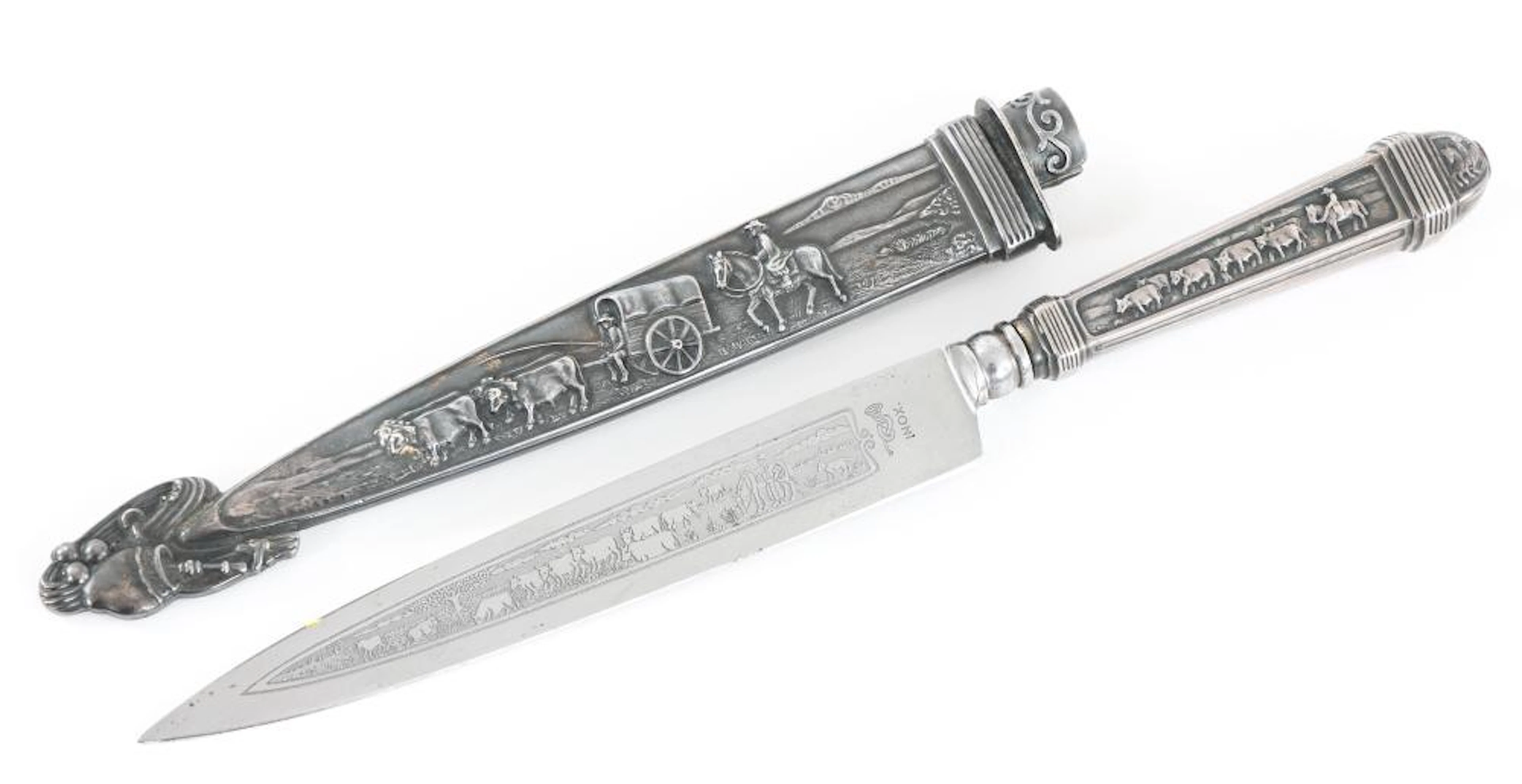 ARGENTINE GAUCHO KNIFE AND SHEATH