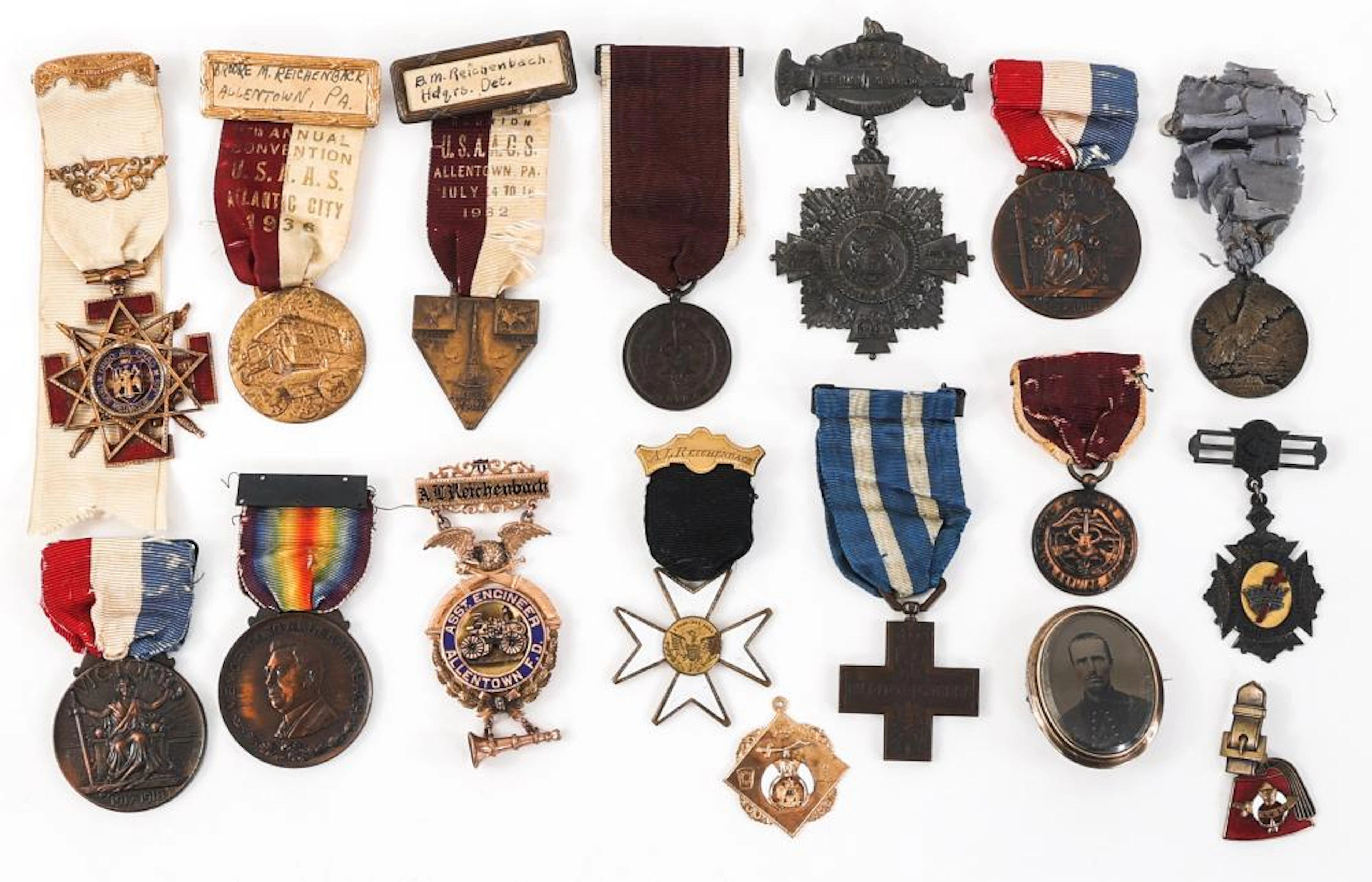 19th C. - WWI US NAMED INSIGNIA & MEDAL LOT