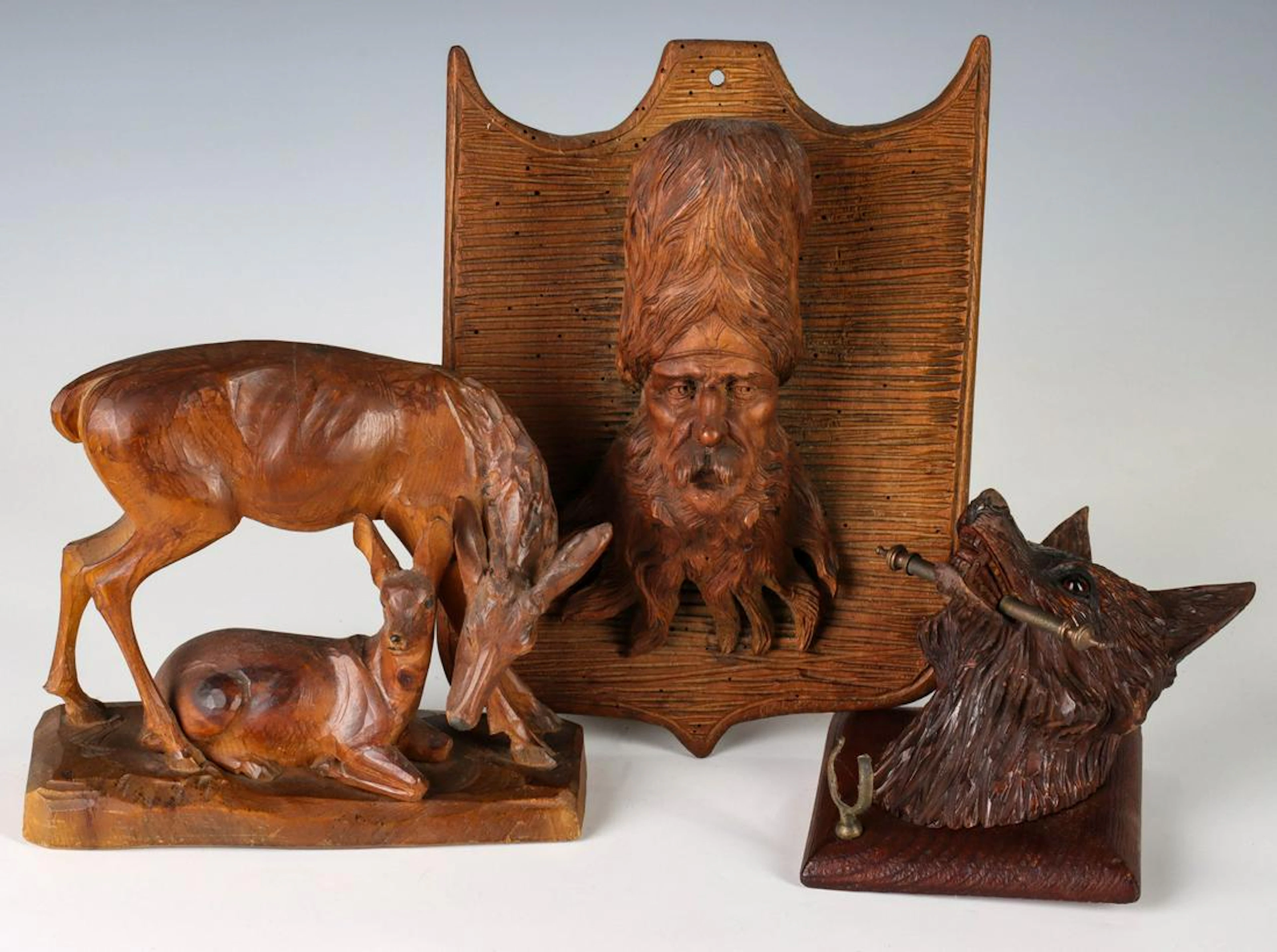 THREE GOOD EARLY 20TH C. BLACK FOREST WOODCARVINGS
