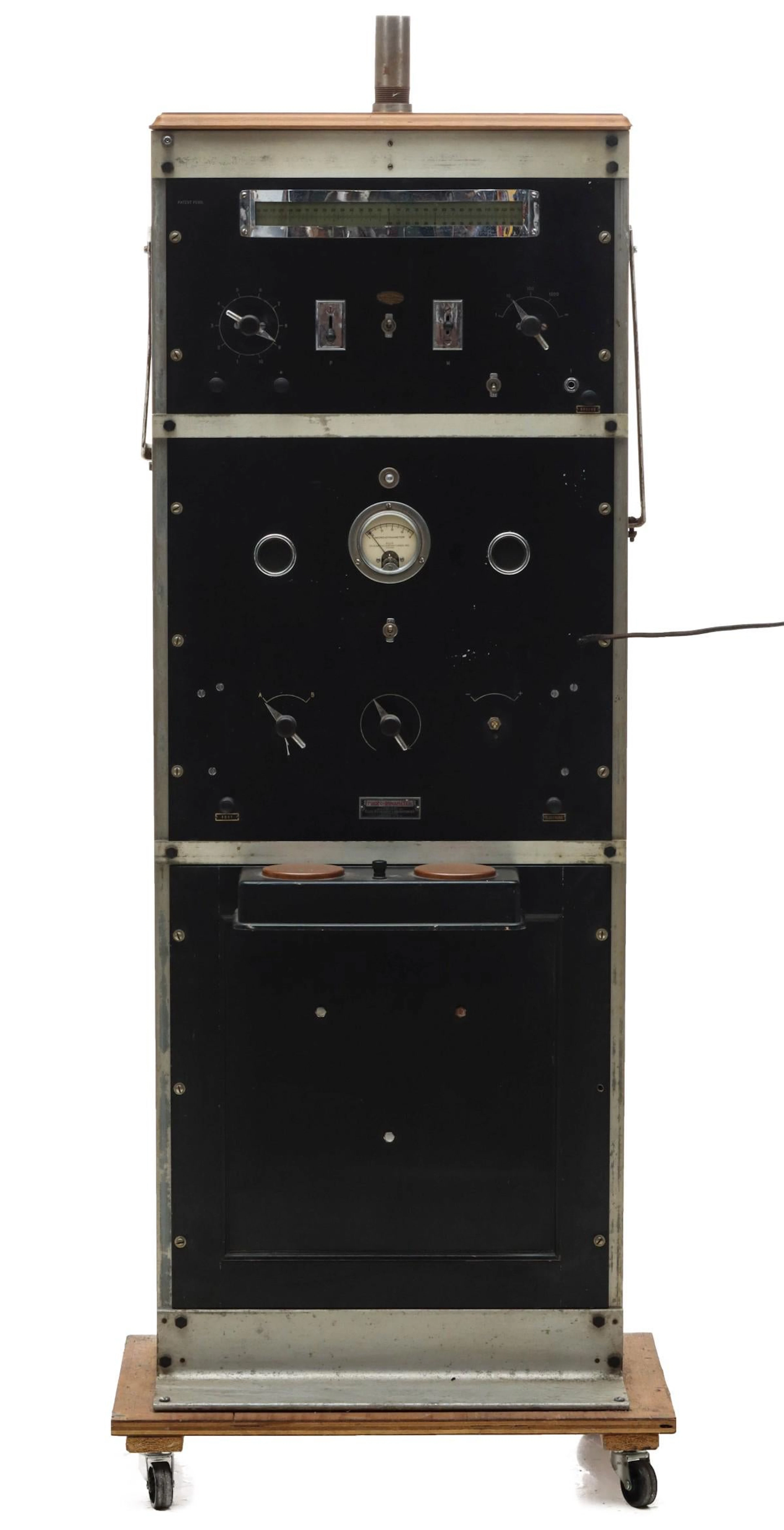 THE ELLIS MICRO-DYNAMETER, A BANNED QUACK MEDICAL