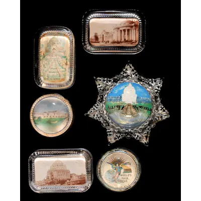 A COLLECTION OF 1904 WORLD'S FAIR GLASS PAPERWEIGHTS | Barnebys