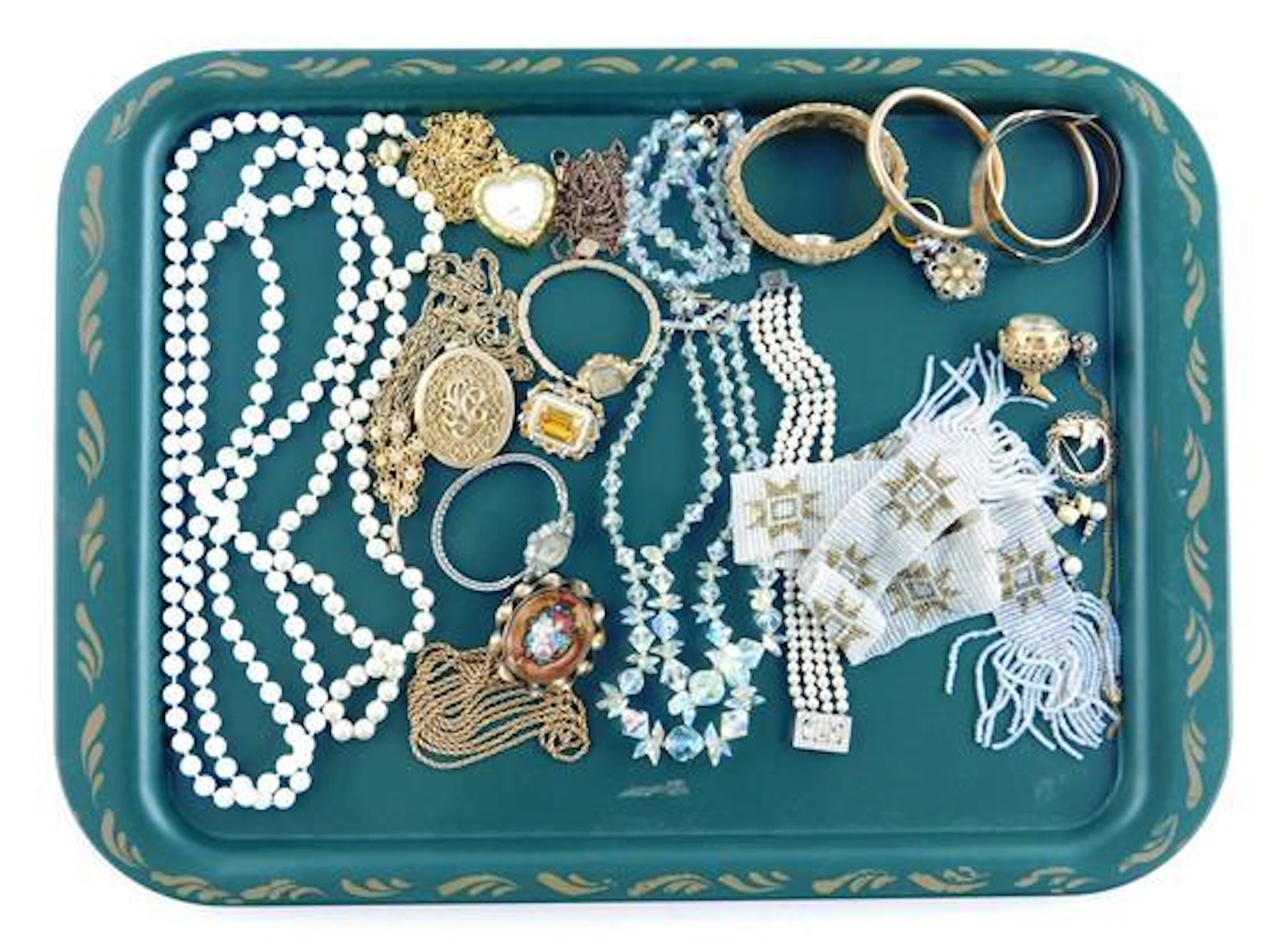 COSTUME JEWELRY: 20+ pieces