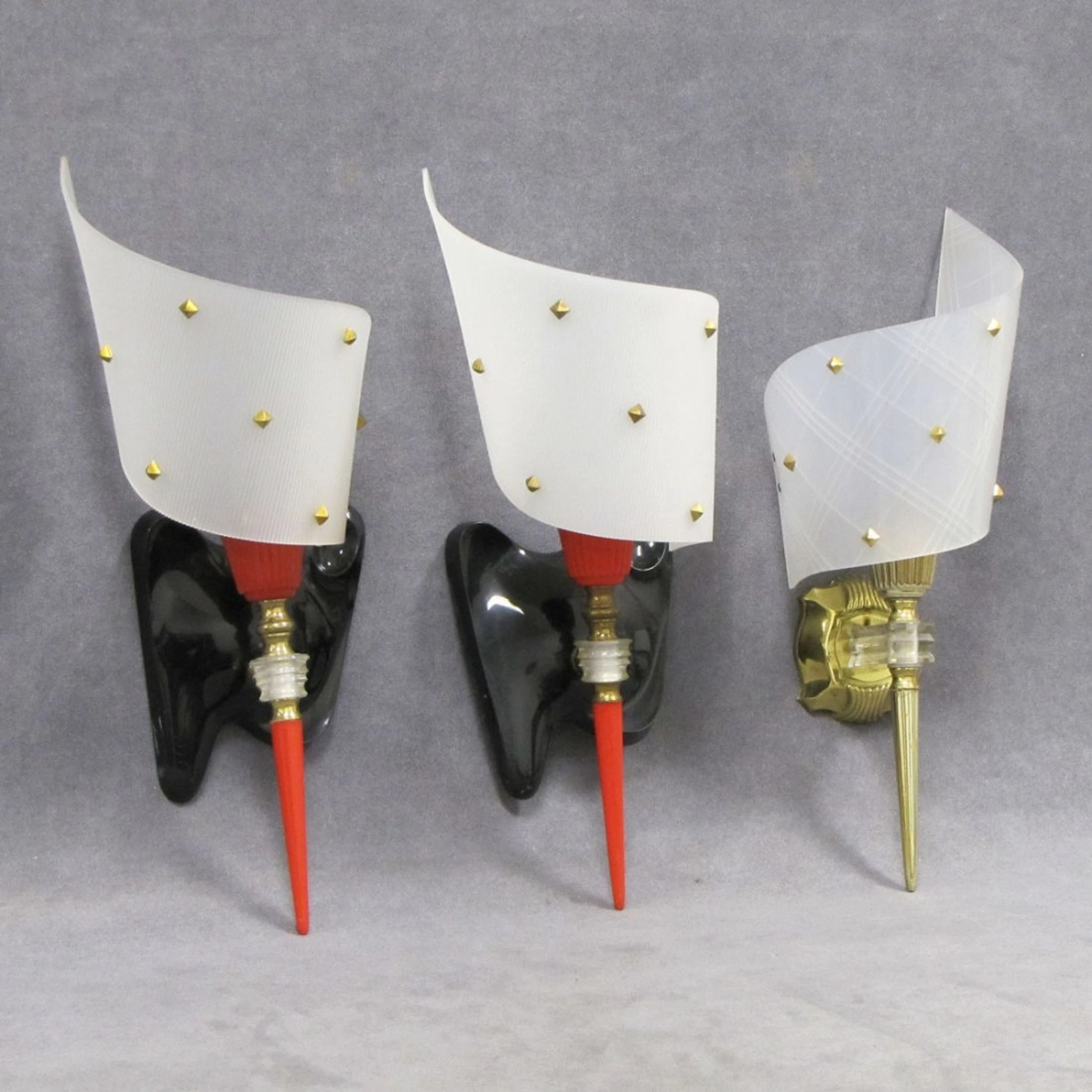 LOT (3) VINTAGE STILNOVO PLASTIC SCONCES, 1950/60