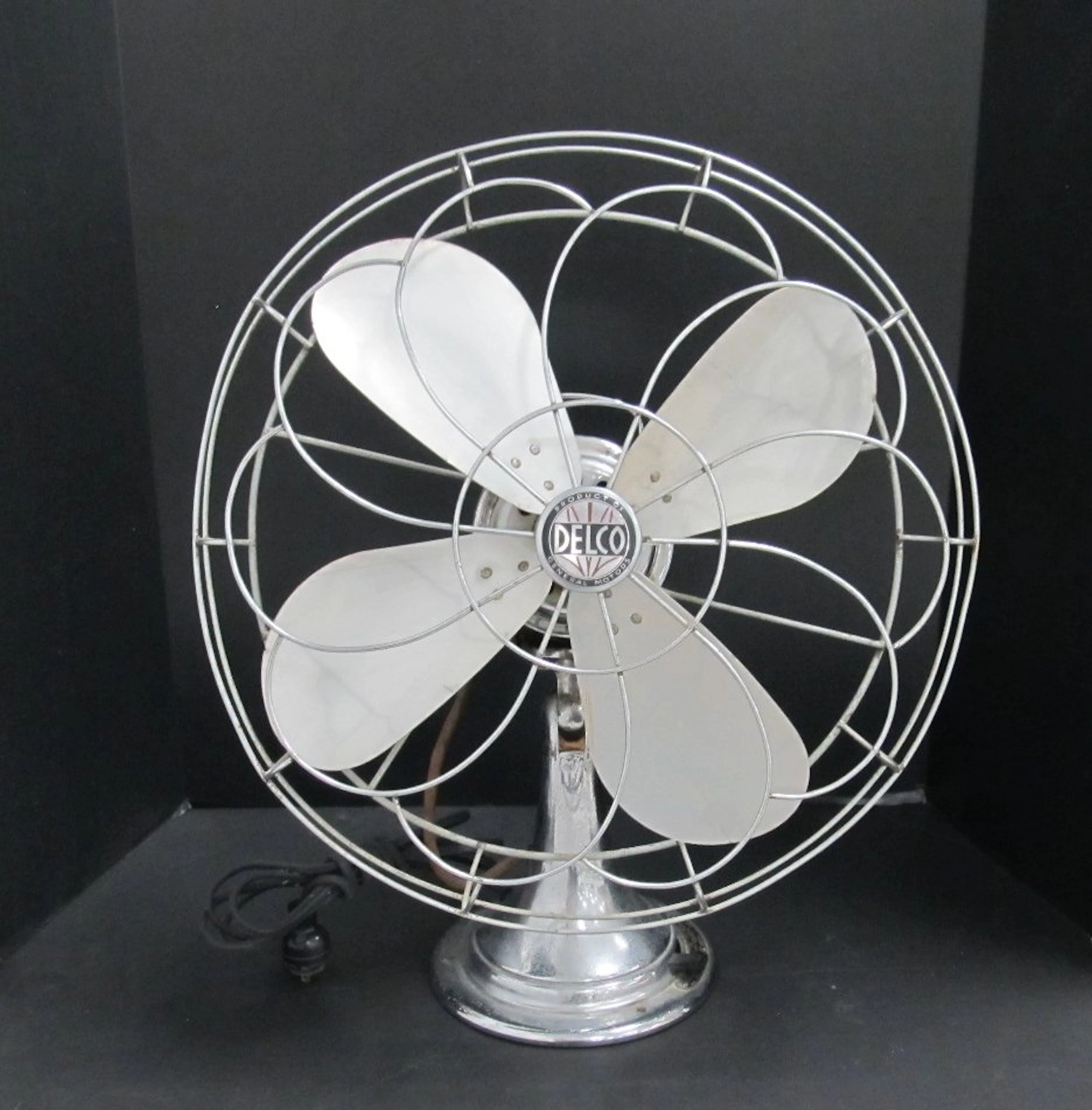 VINTAGE DELCO NICKLE PLATED ELECTRIC FAN
