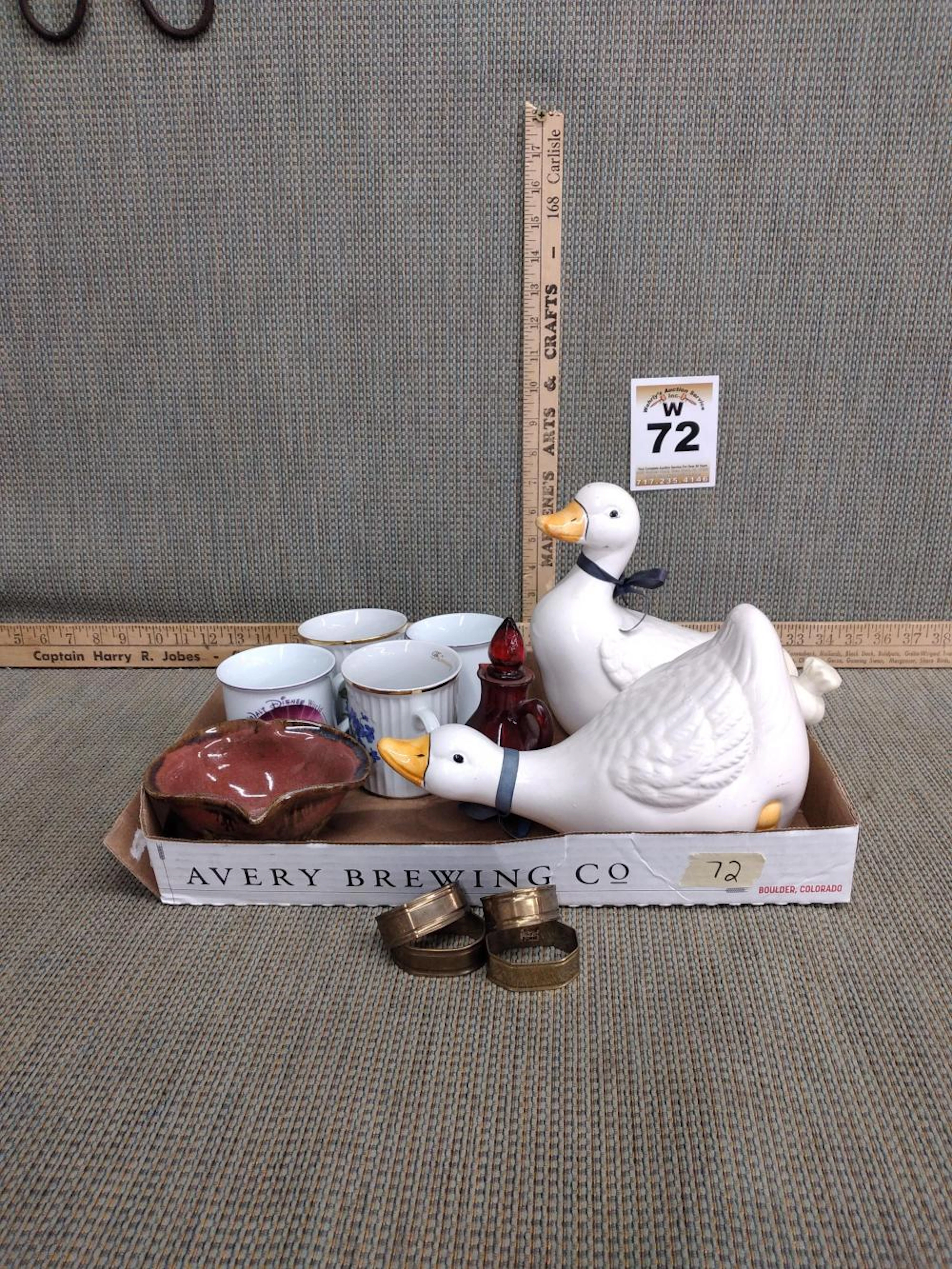 4 coffee mugs, 2 geese, 4 napkin rings, Poppi