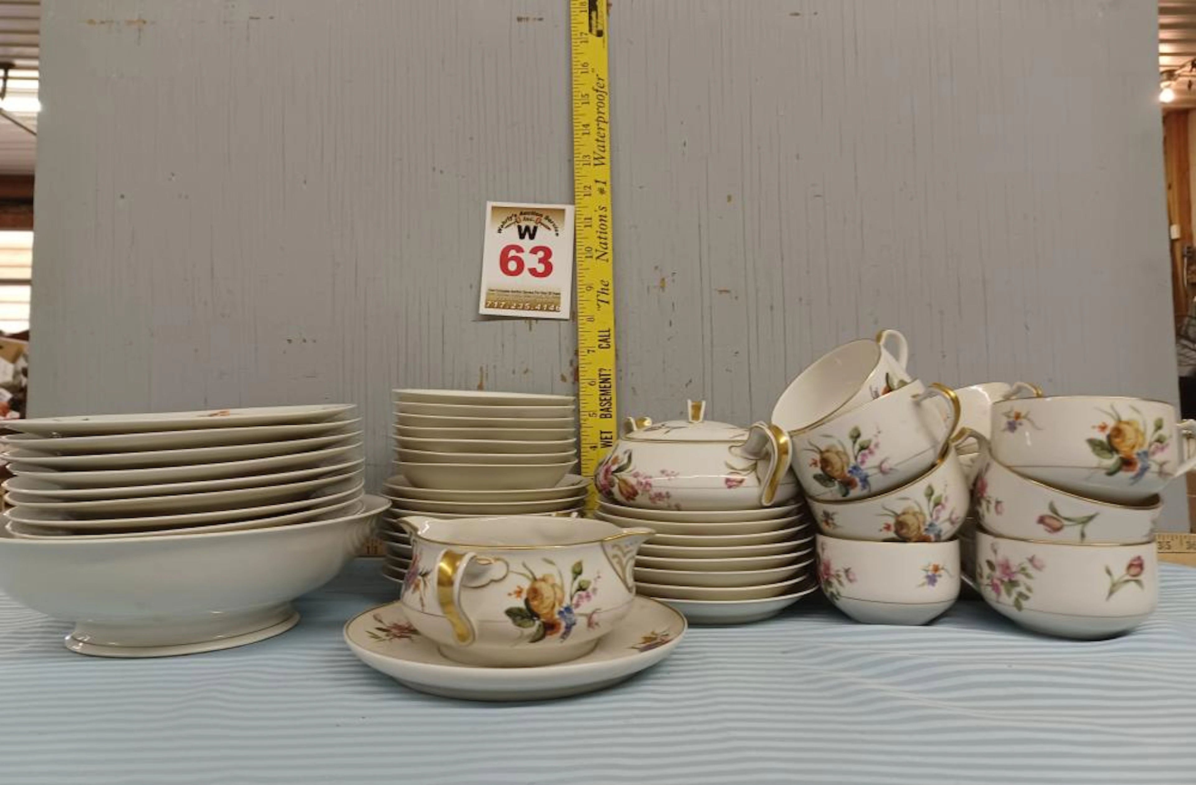 Service of 12 Haviland China Florida