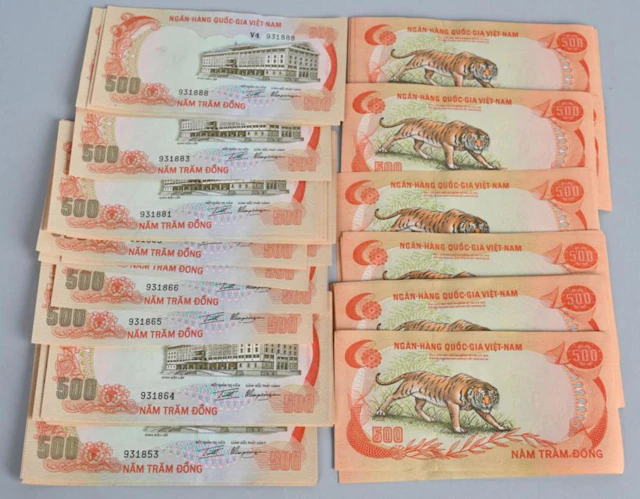 87- VIETNAM 500 NAM TRAM DONG TIGER NOTES