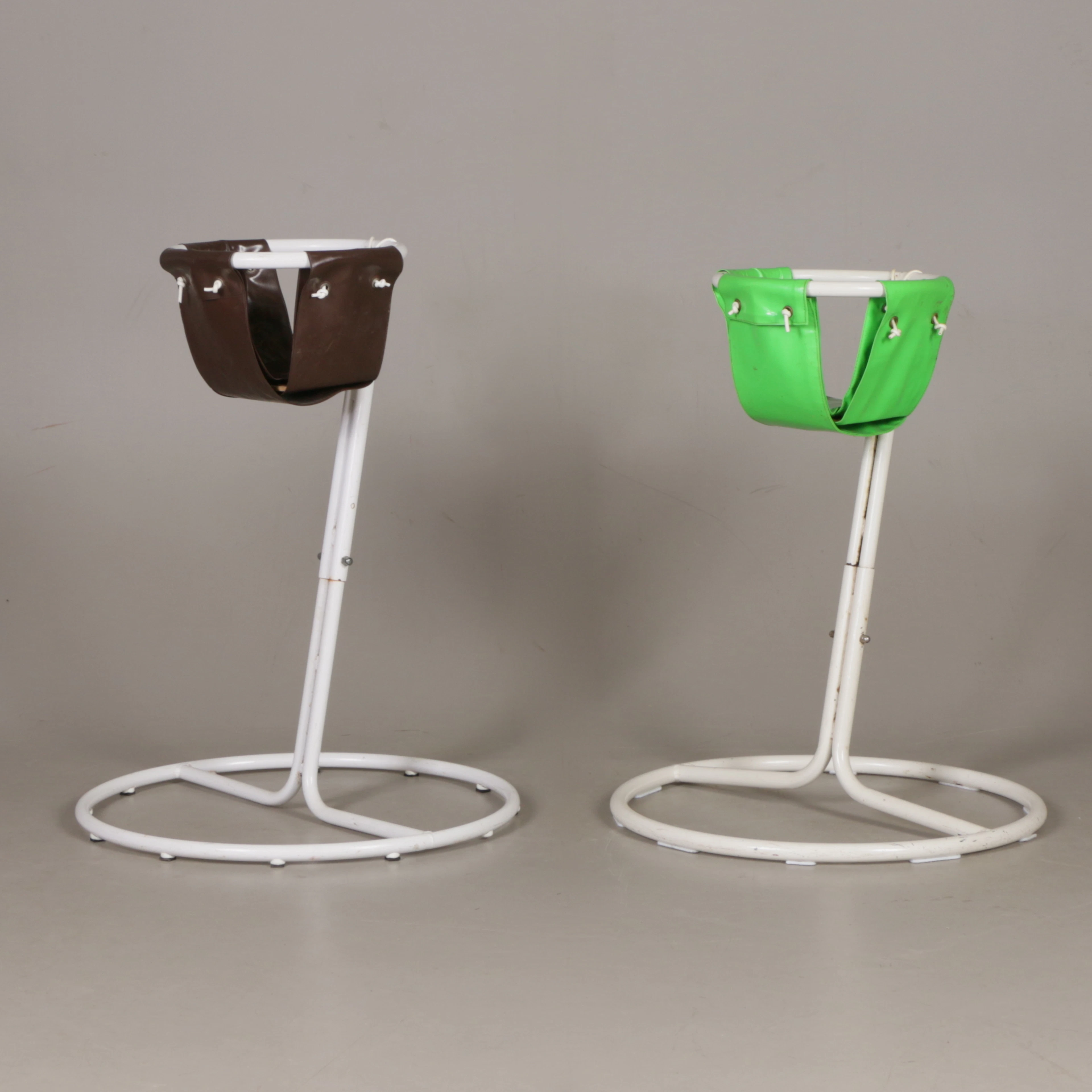 BARNSTOLAR, ett par, "Dino", Charlotte Rude och Hjördis Olsson-Une för IKEA, 1970-tal.