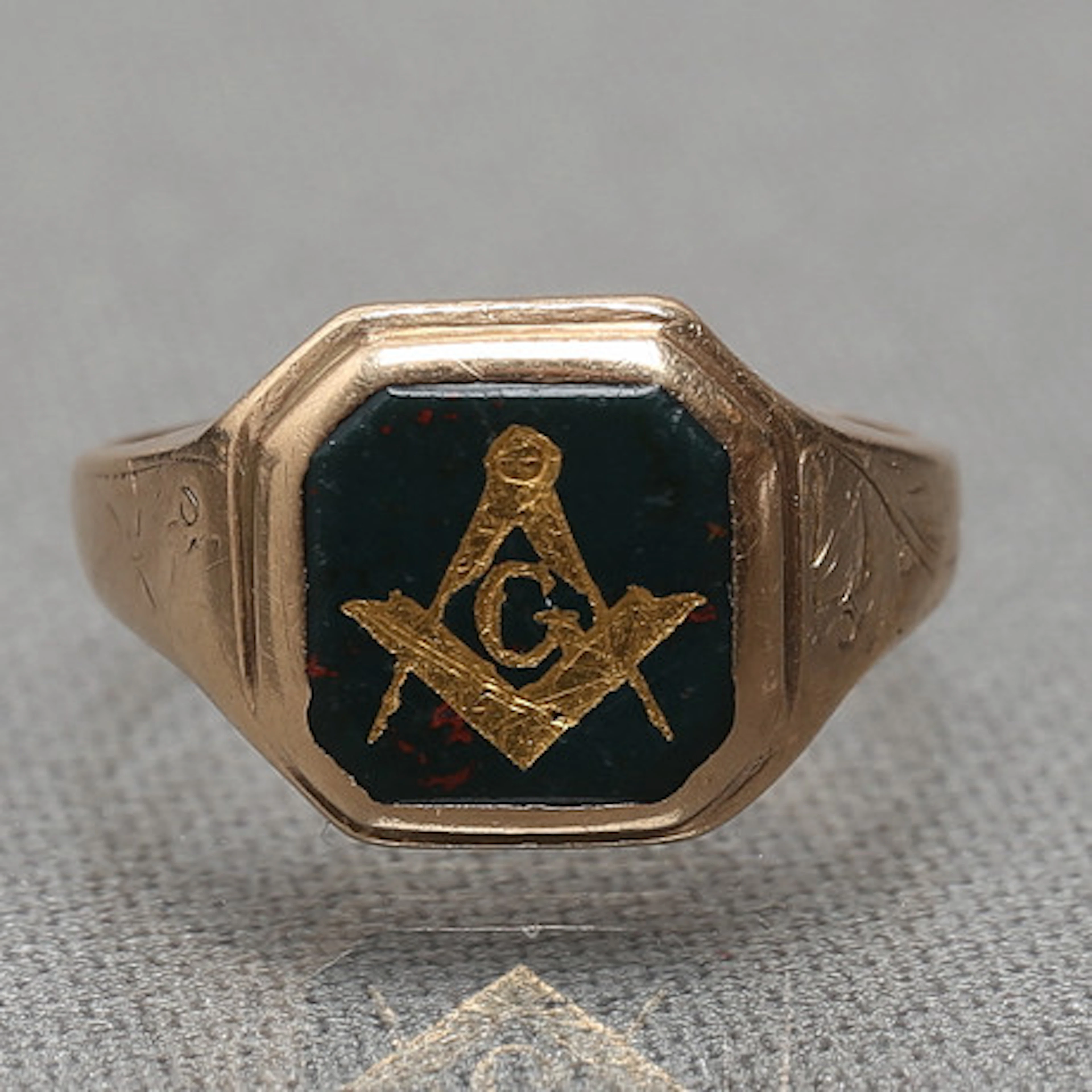 FRIMURARRING, guld 10K, 1900-tal.