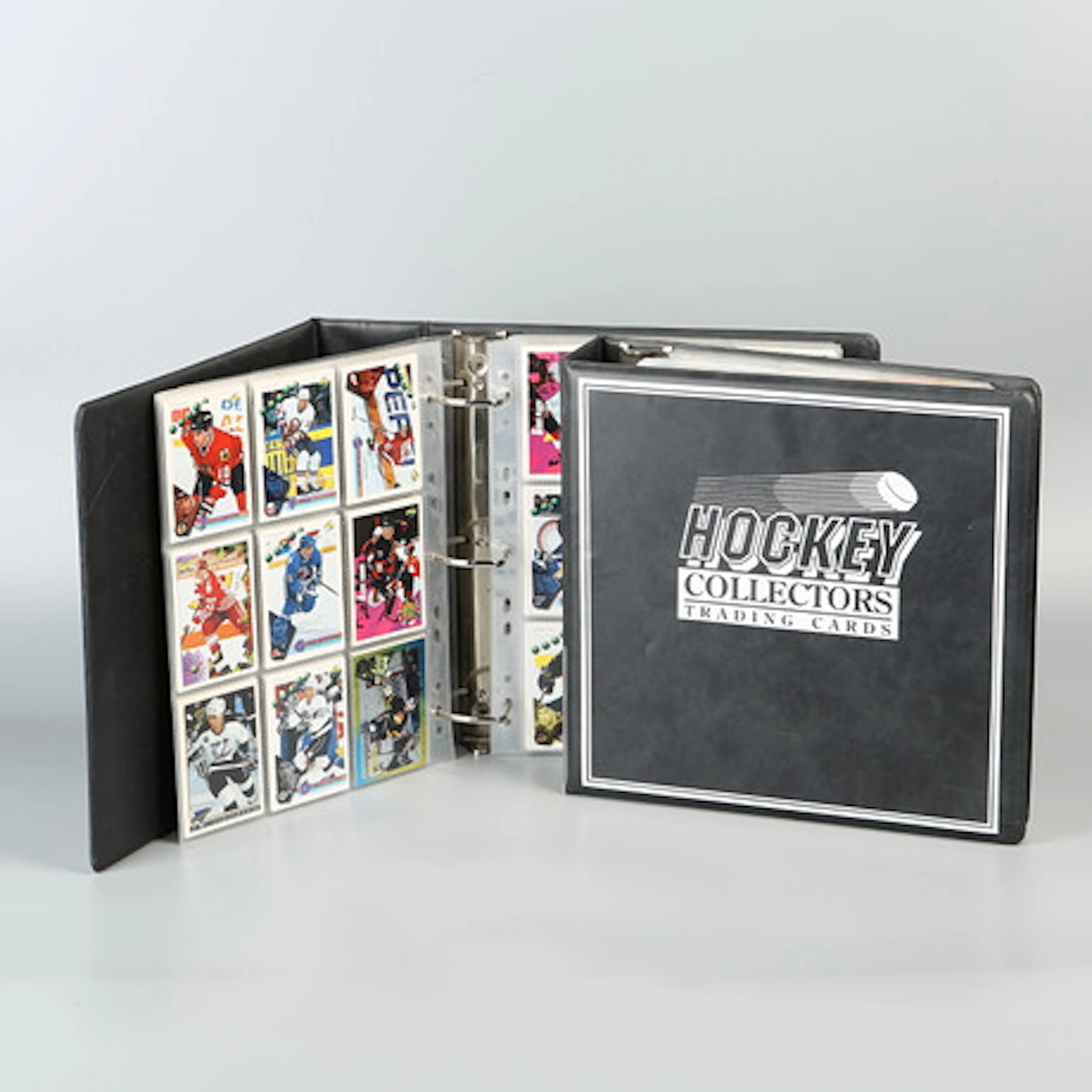 SAMLARBILDER Hockeykort ca 500 st i 2 pärm…